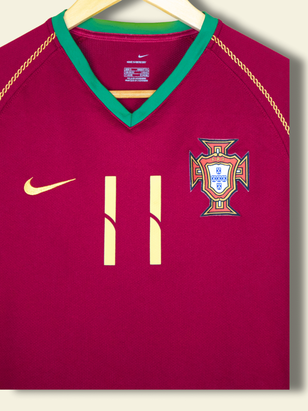2006 Portugal home - Simão Sabrosa #11 Small U6SYS 119265 Nike