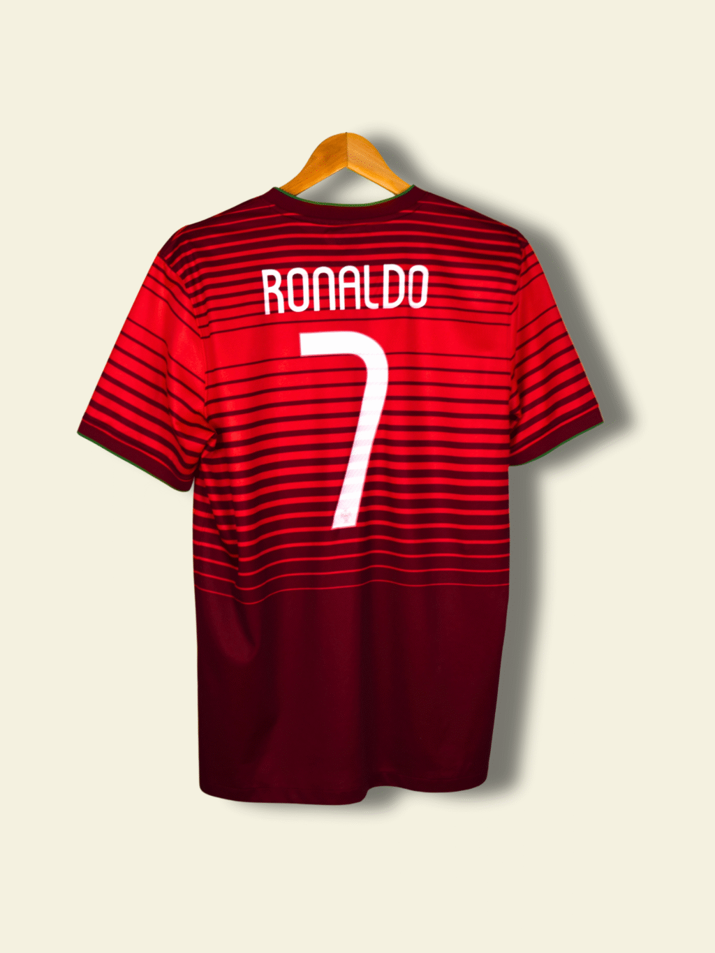 2014 Portugal home - Cristiano Ronaldo #7 Large 577986-677 Nike
