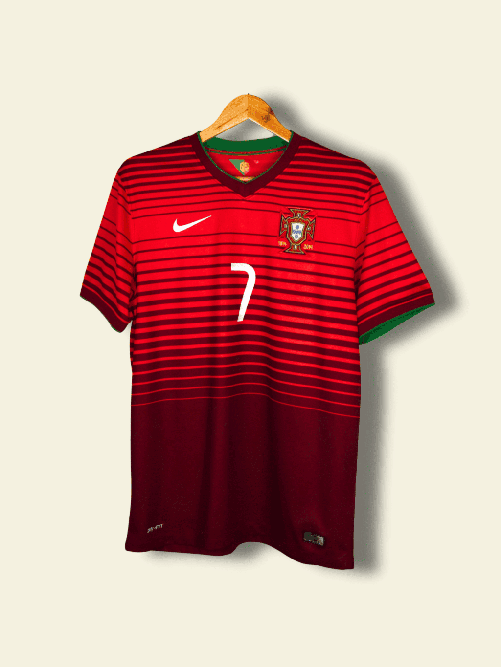 2014 Portugal home - Cristiano Ronaldo #7 Large 577986-677 Nike