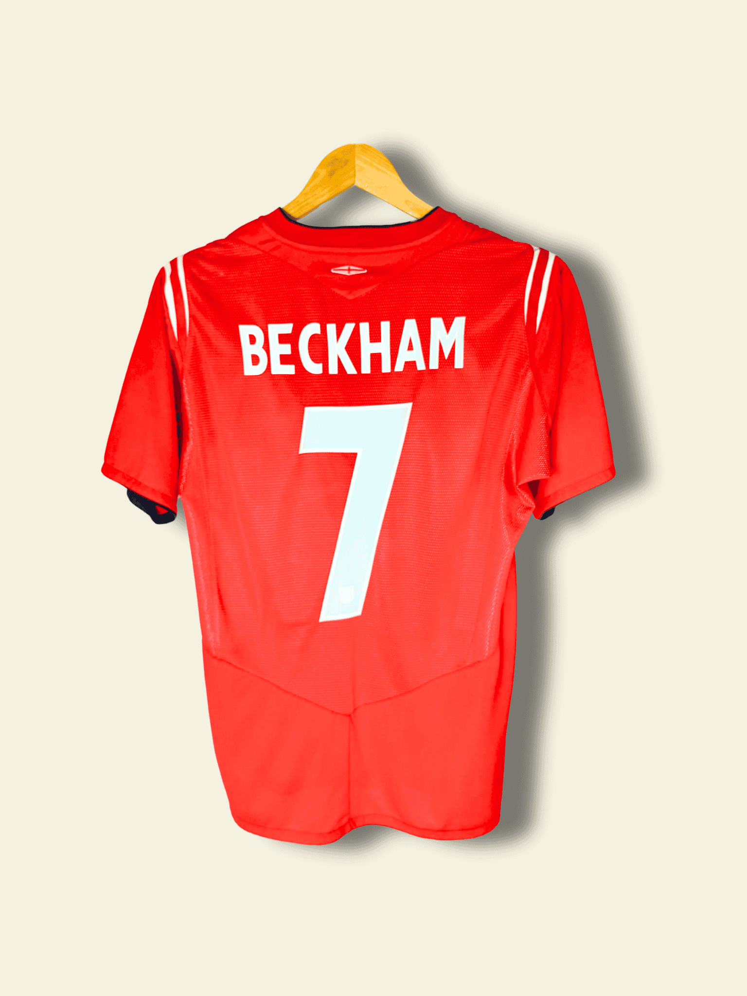 2004 England Away - David Beckham #7 Medium