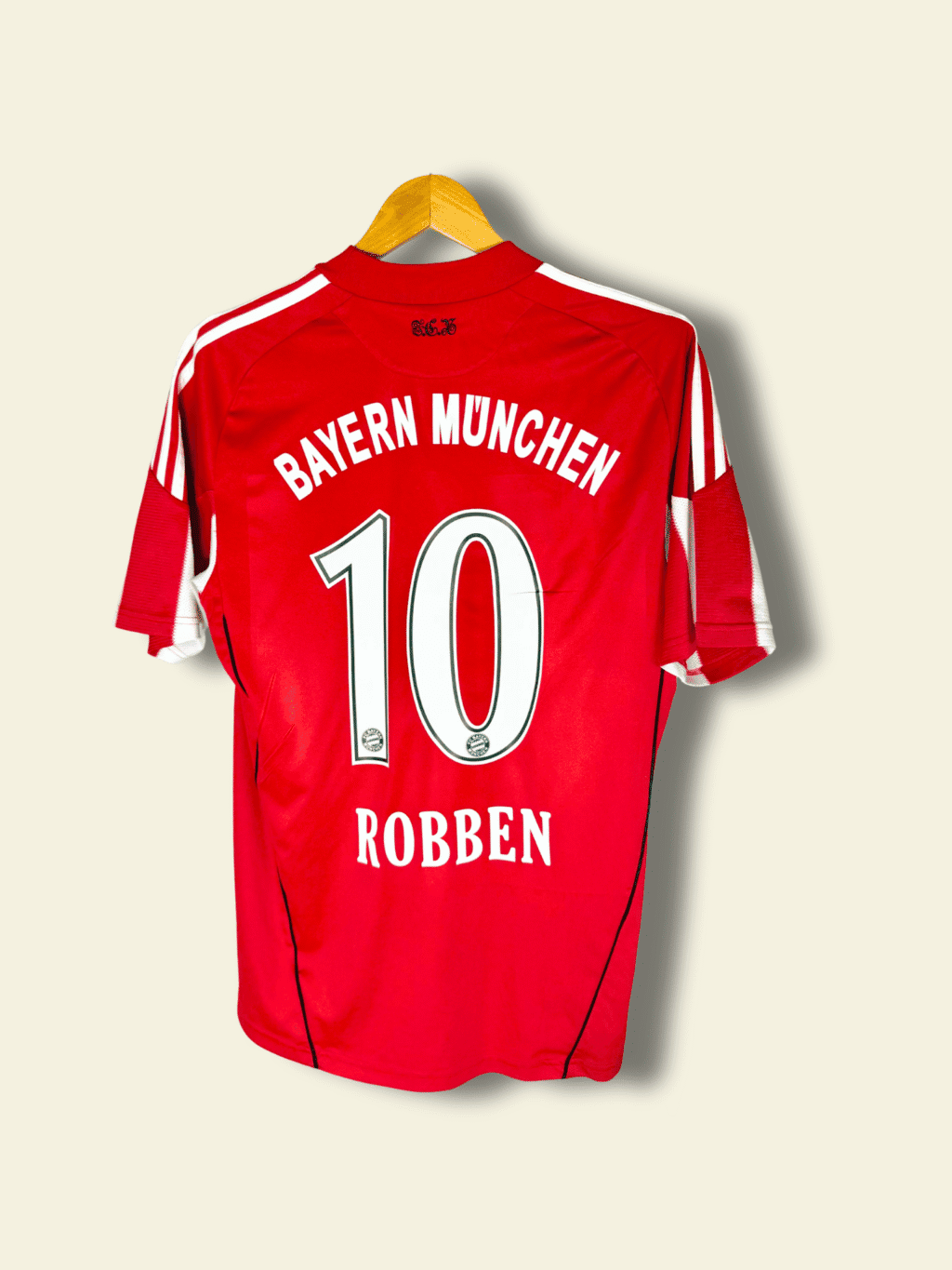 2010/11 Bayern Munich Home - Arjen Robben #10 Large P95790 Adidas