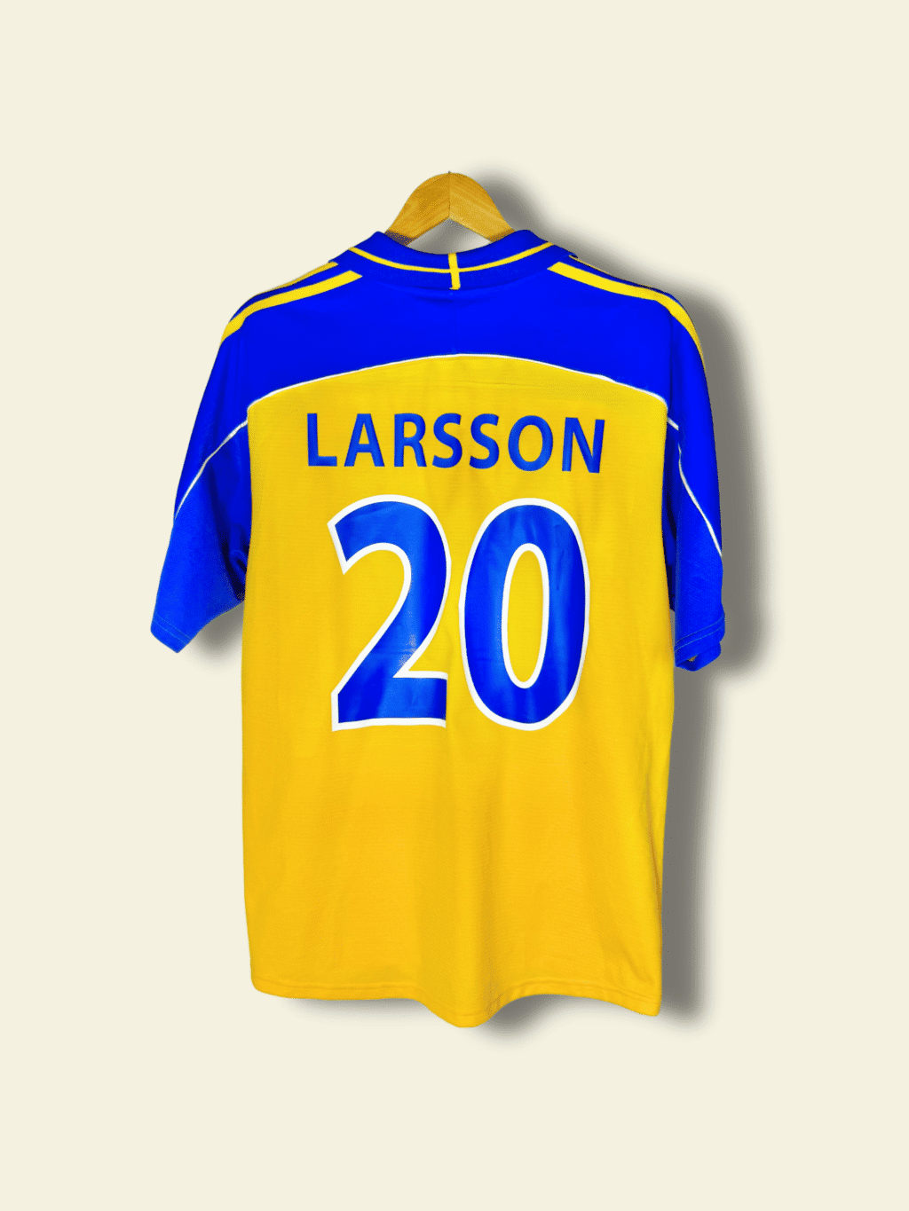 2000/01 Sweden Home - Henrik Larsson #20 Large 647205 Adidas