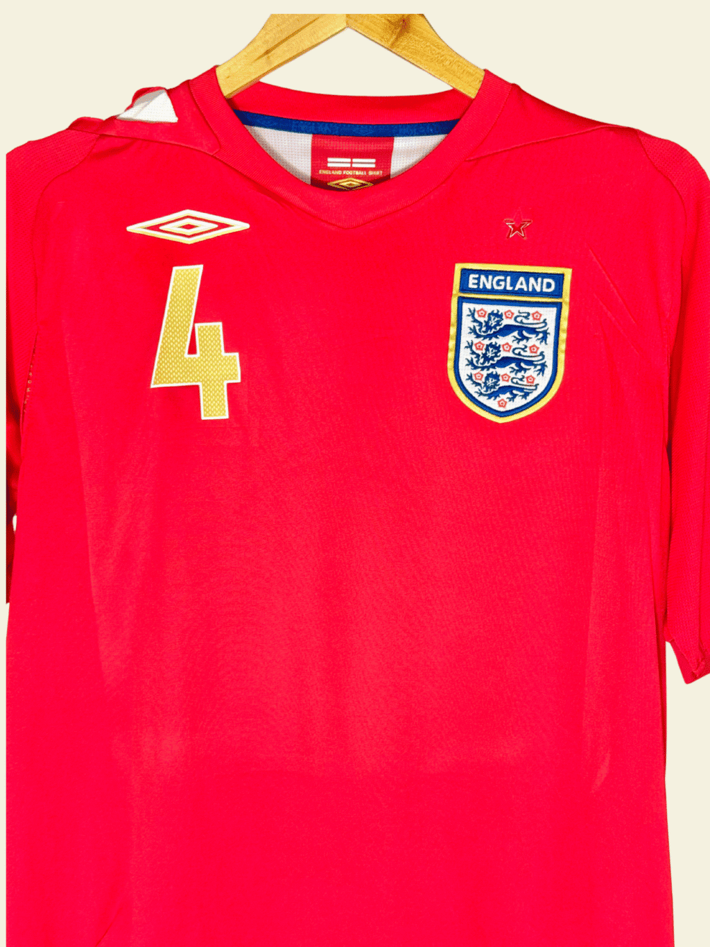 2006 England Away - Steven Gerrard #4 Medium 15917311 Umbro