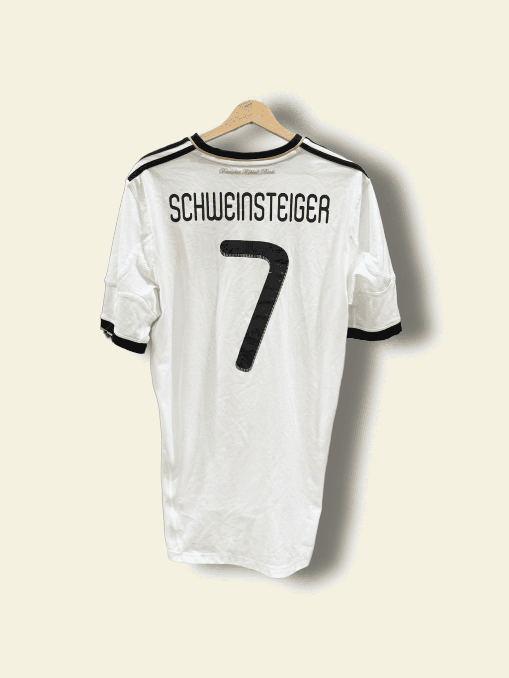 2010-germany-home-bastian-schweinsteiger-7-medium-p41477-adidas-1