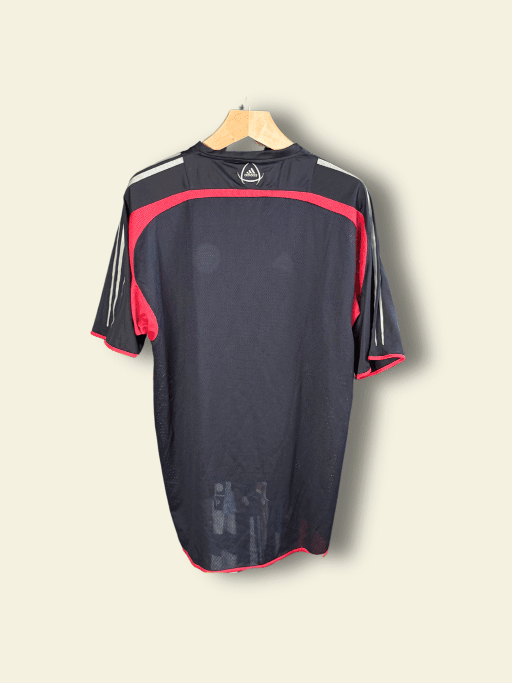 2004 Bayern Training - Large NWT 369372 Adidas