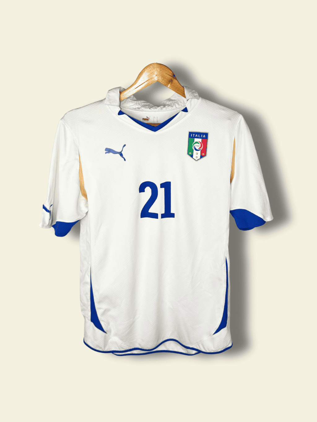 2010-italy-away-andrea-pirlo-21-large-736599-puma-3
