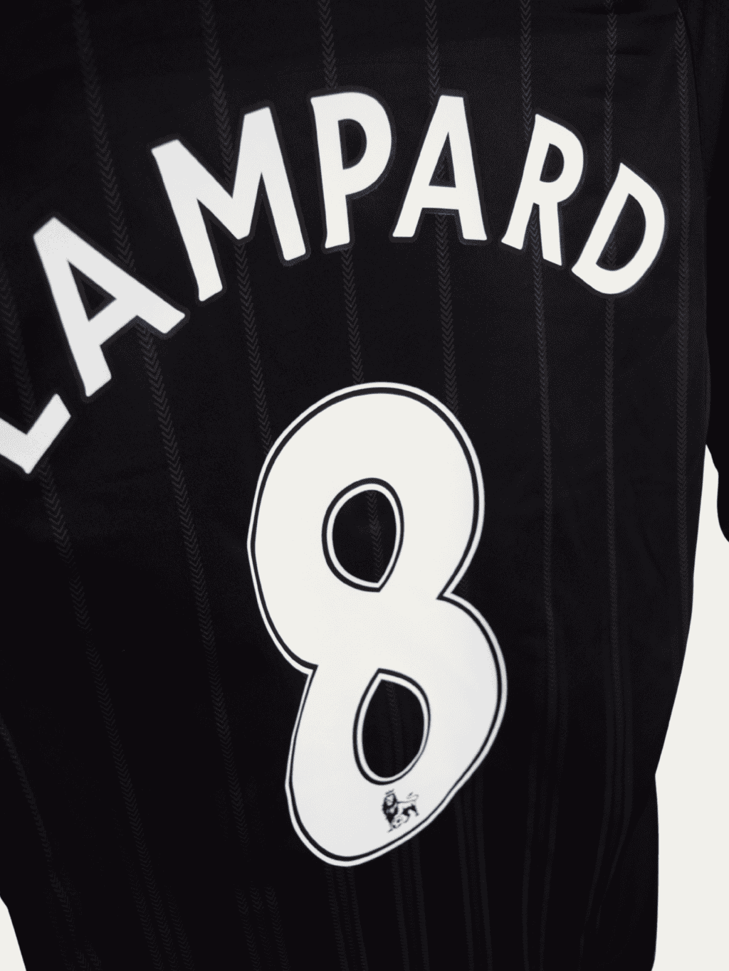 2010-chelsea-away-frank-lampard-8-small-p00205-adidas-4