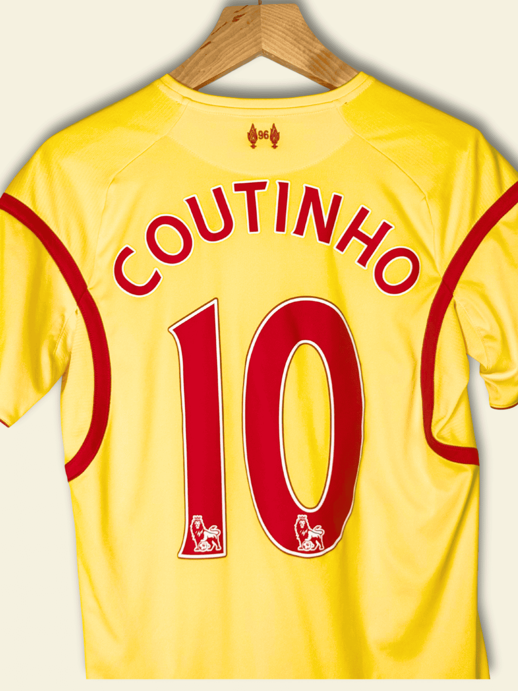 2014-liverpool-away-philippe-coutinho-10-small-wstm505-warrior-6