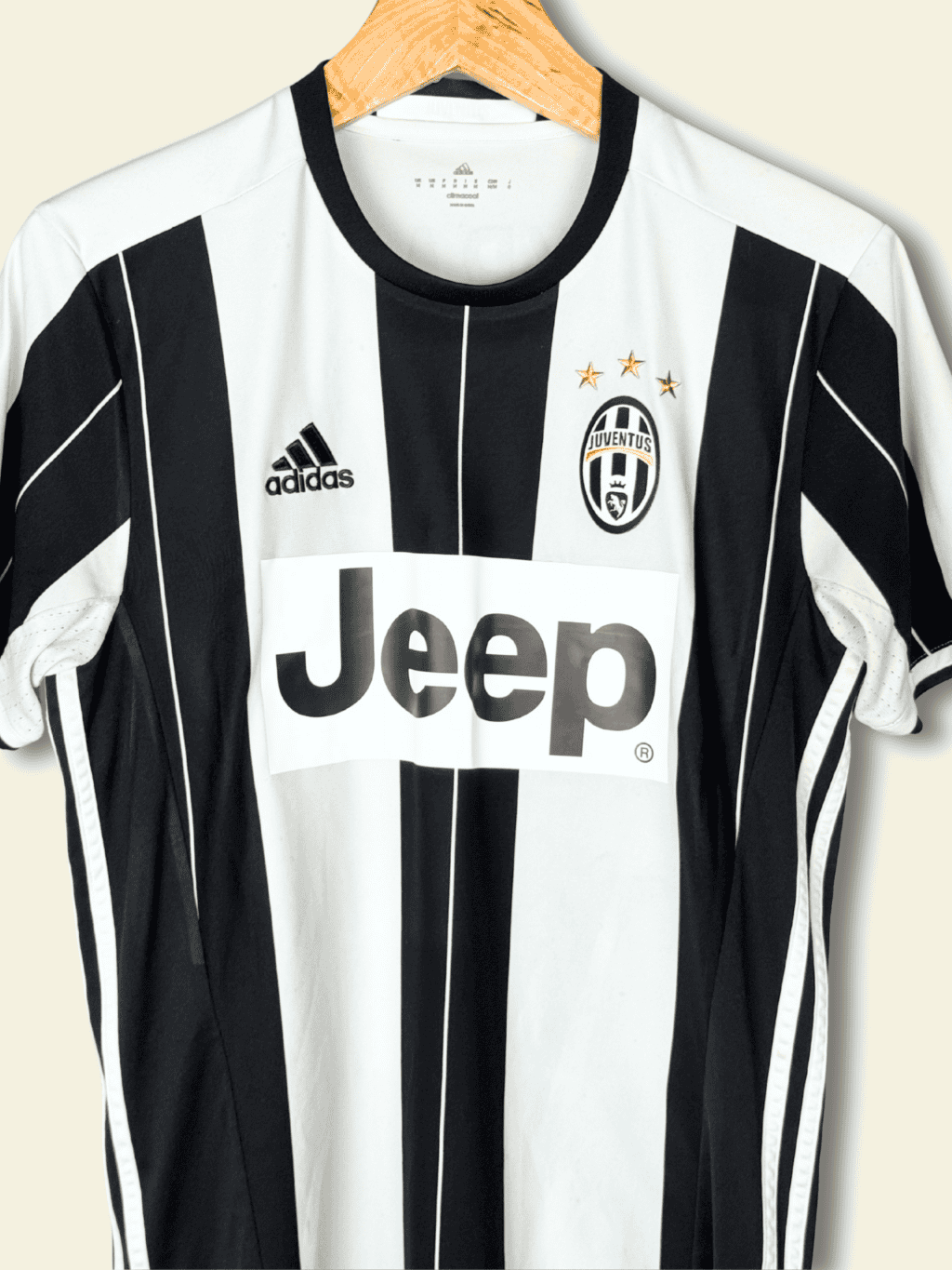 2016-juventus-home-paulo-dybala-21-medium-ai6241adidas-1