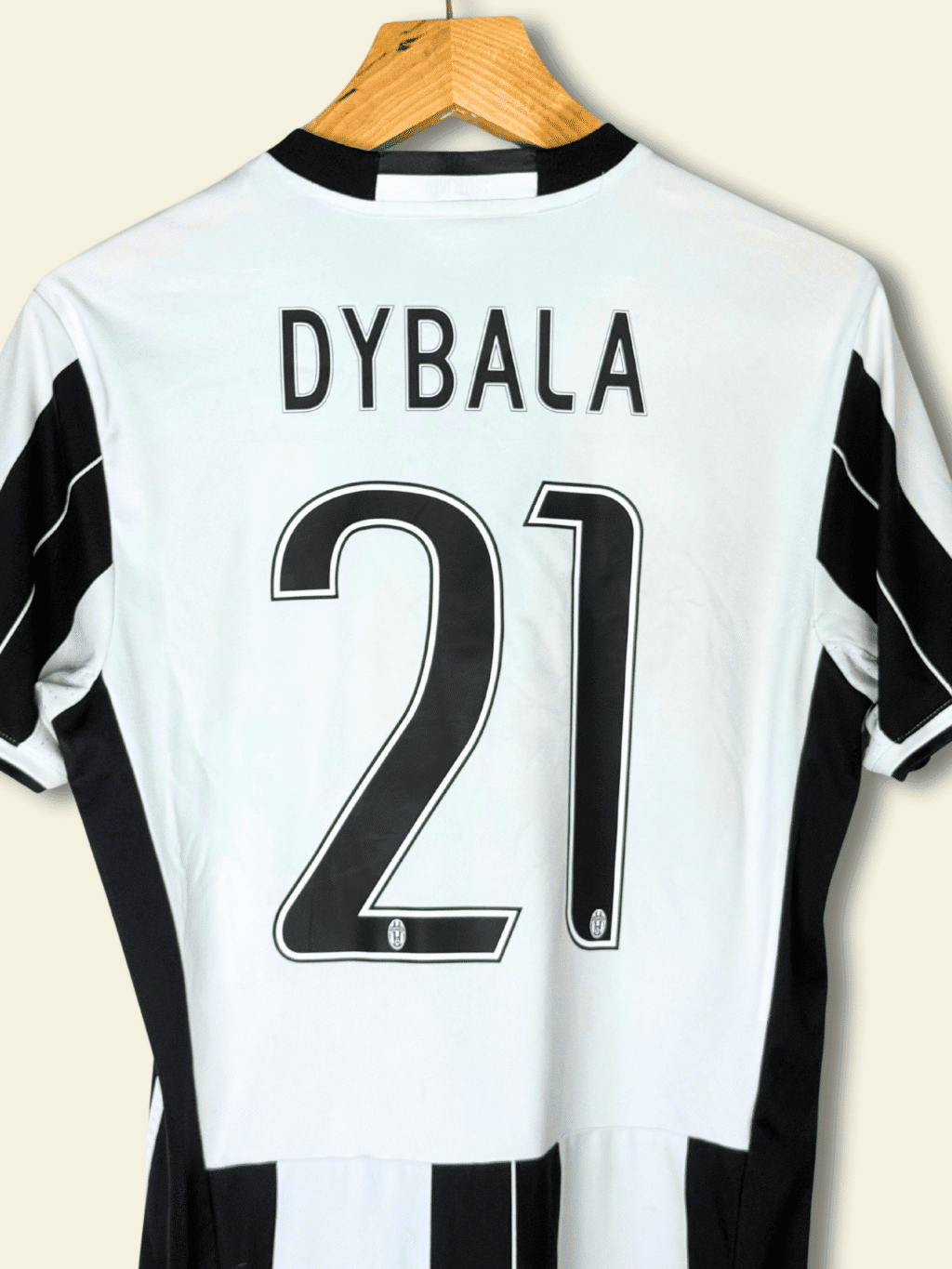 2016 Juventus Home - Paulo Dybala #21 Medium AI6241Adidas