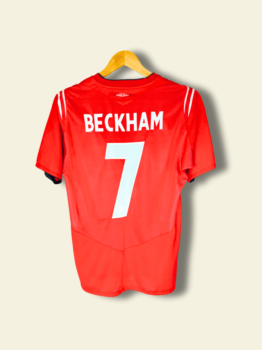 2004 England Away - David Beckham #7 Medium 01734951 Umbro