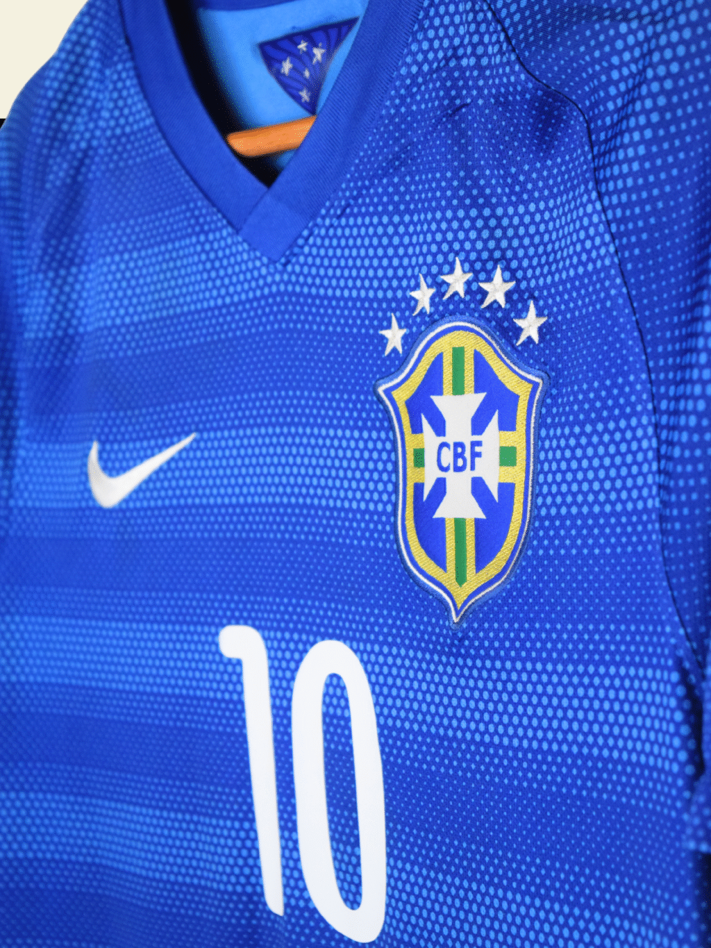 2014 Brazil Away - Neymar Jr #10 Small 5752822-493 Nike