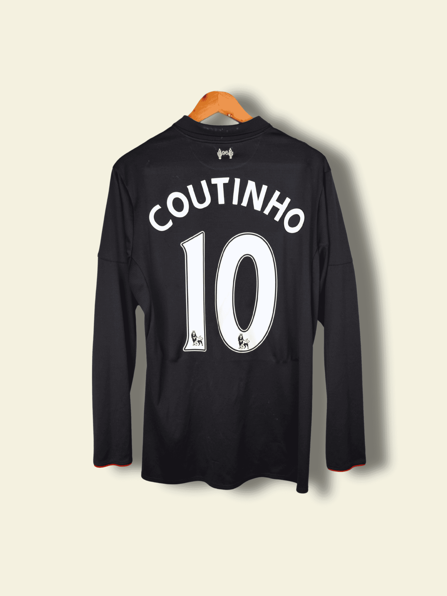 2015-liverpool-third-philippe-coutinho-10-large-wstm551-6