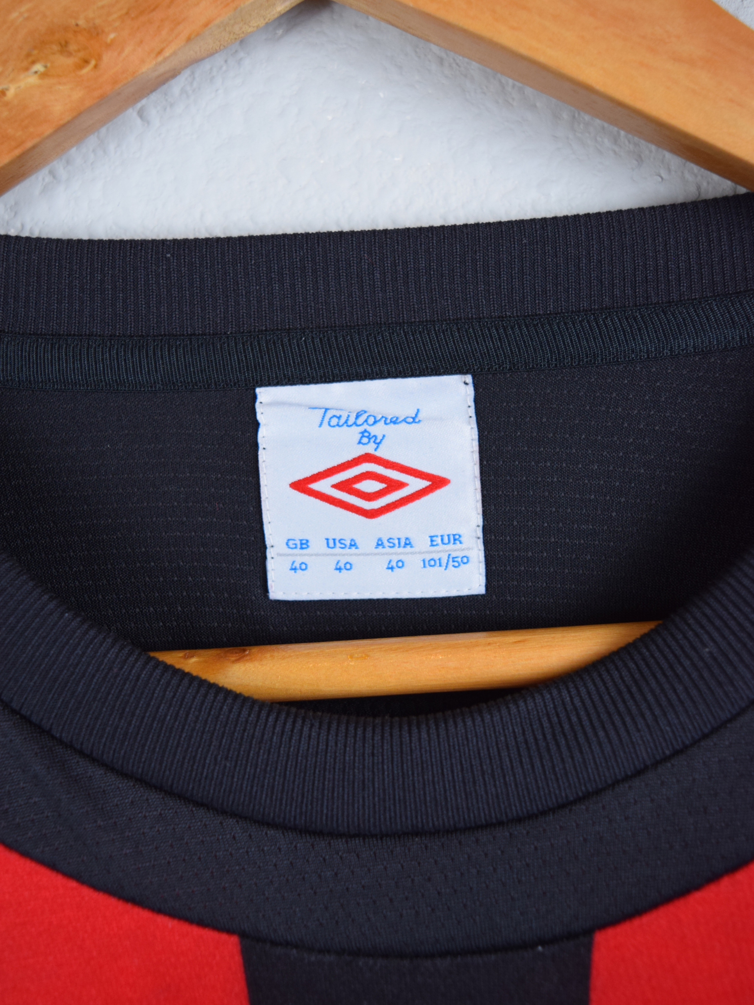 2011 Manchester City Away - Sergio Aguero #16 Medium no-mpn