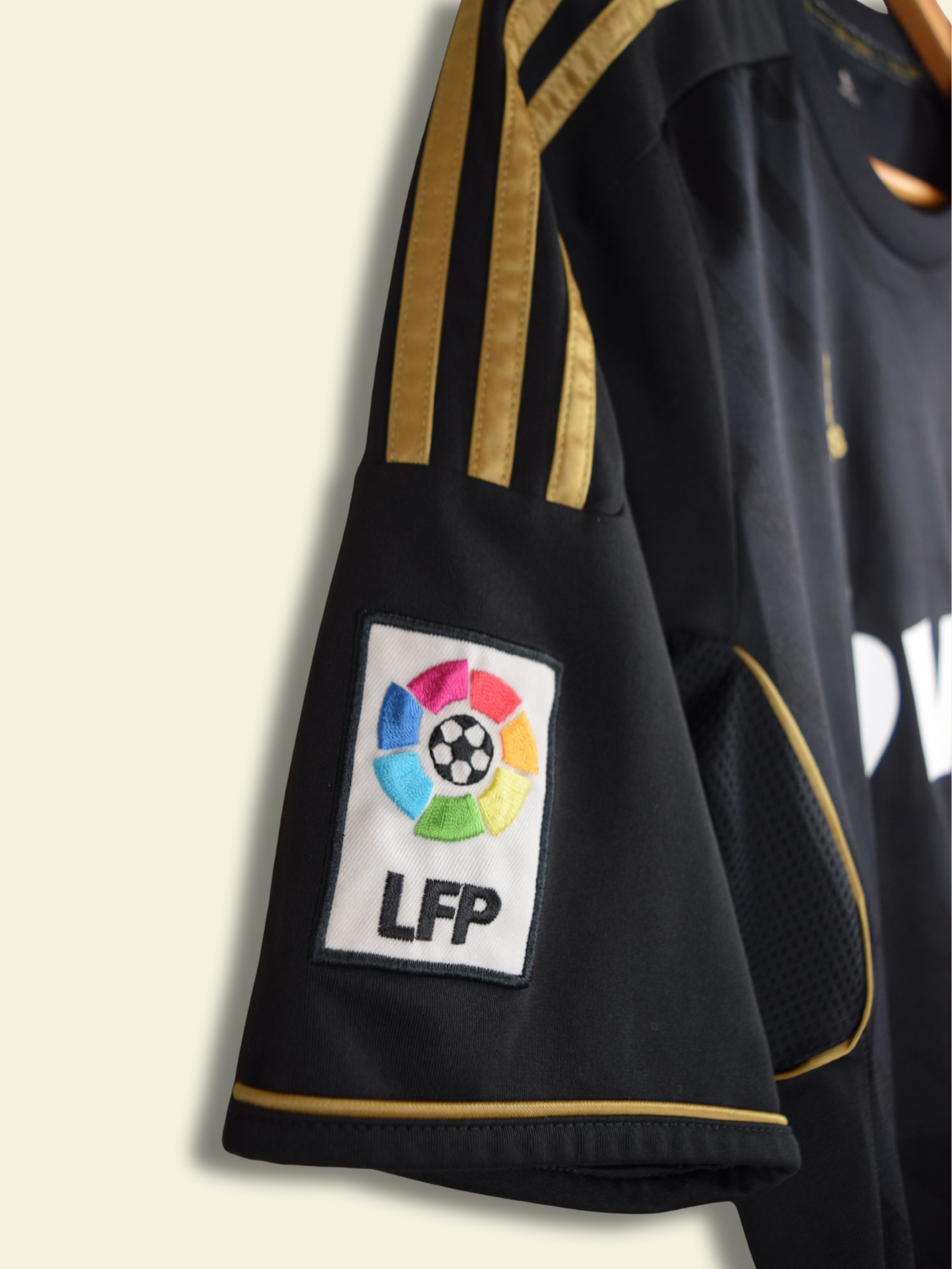 2011 Real Madrid Away - Cristiano Ronaldo #7 Medium V13642 Adidas