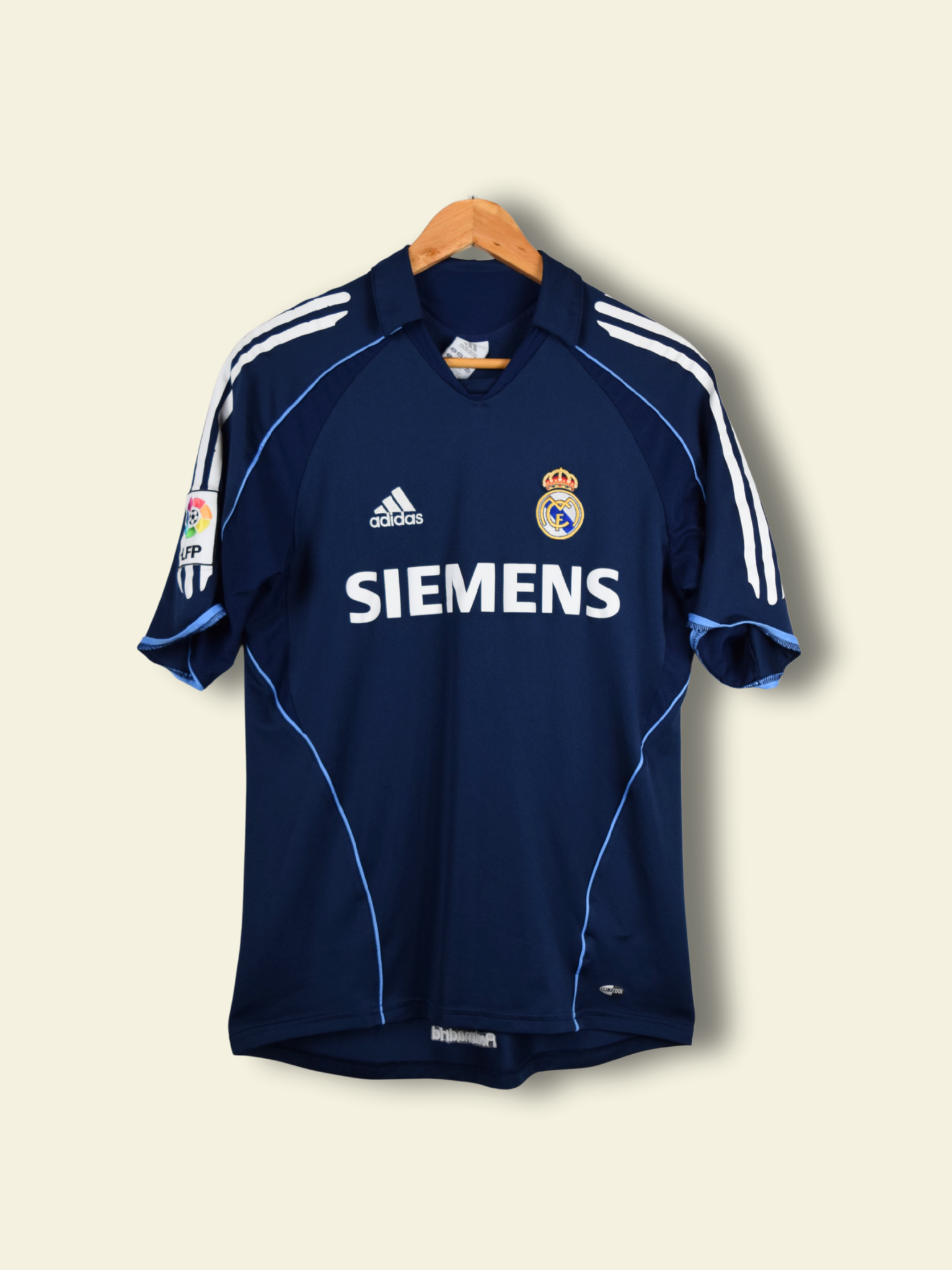 2005 Real Madrid Away - David Beckham #23 Small 109856 Adidas