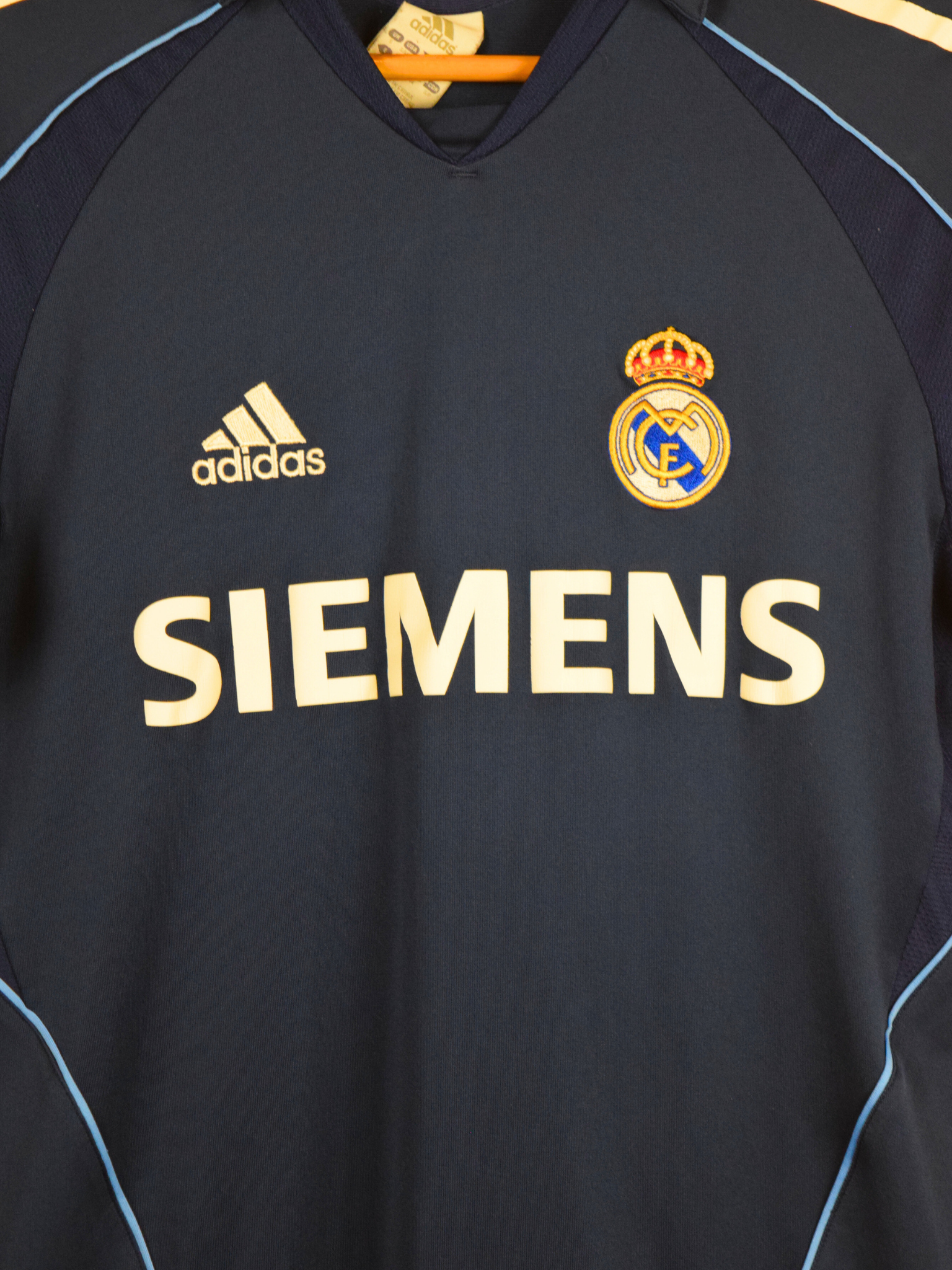 2005 Real Madrid Away - David Beckham #23 Small 109856 Adidas