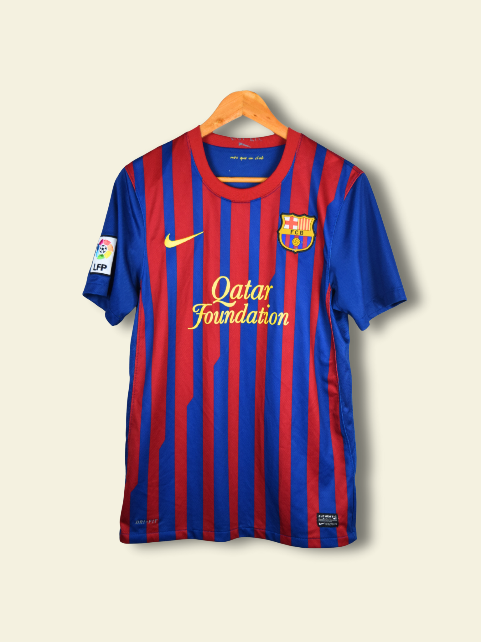 2011 Barcelona Home - Lionel Messi #10 Small 419877-486 Nike