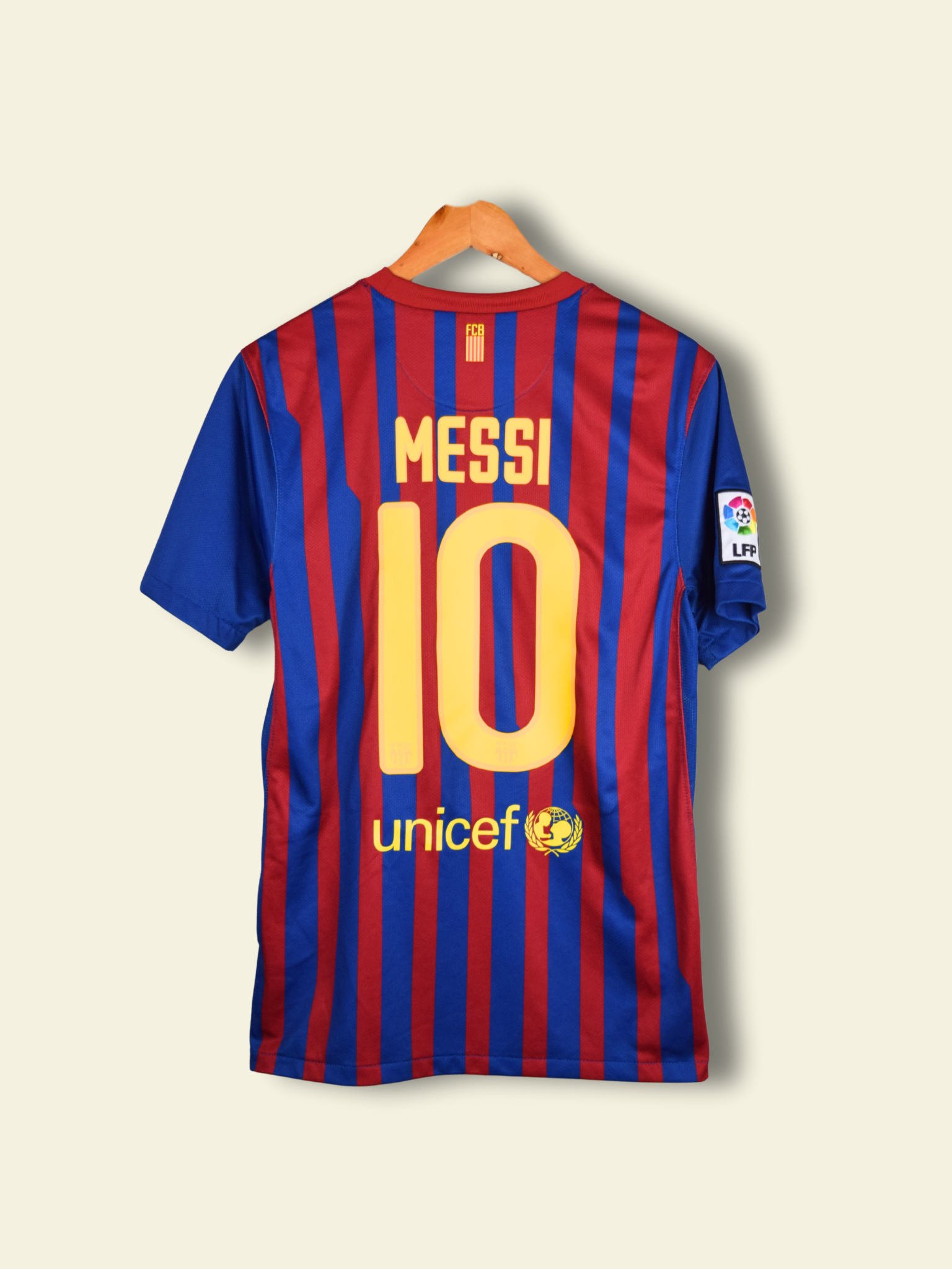 2011 Barcelona Home - Lionel Messi #10 Small 419877-486 Nike