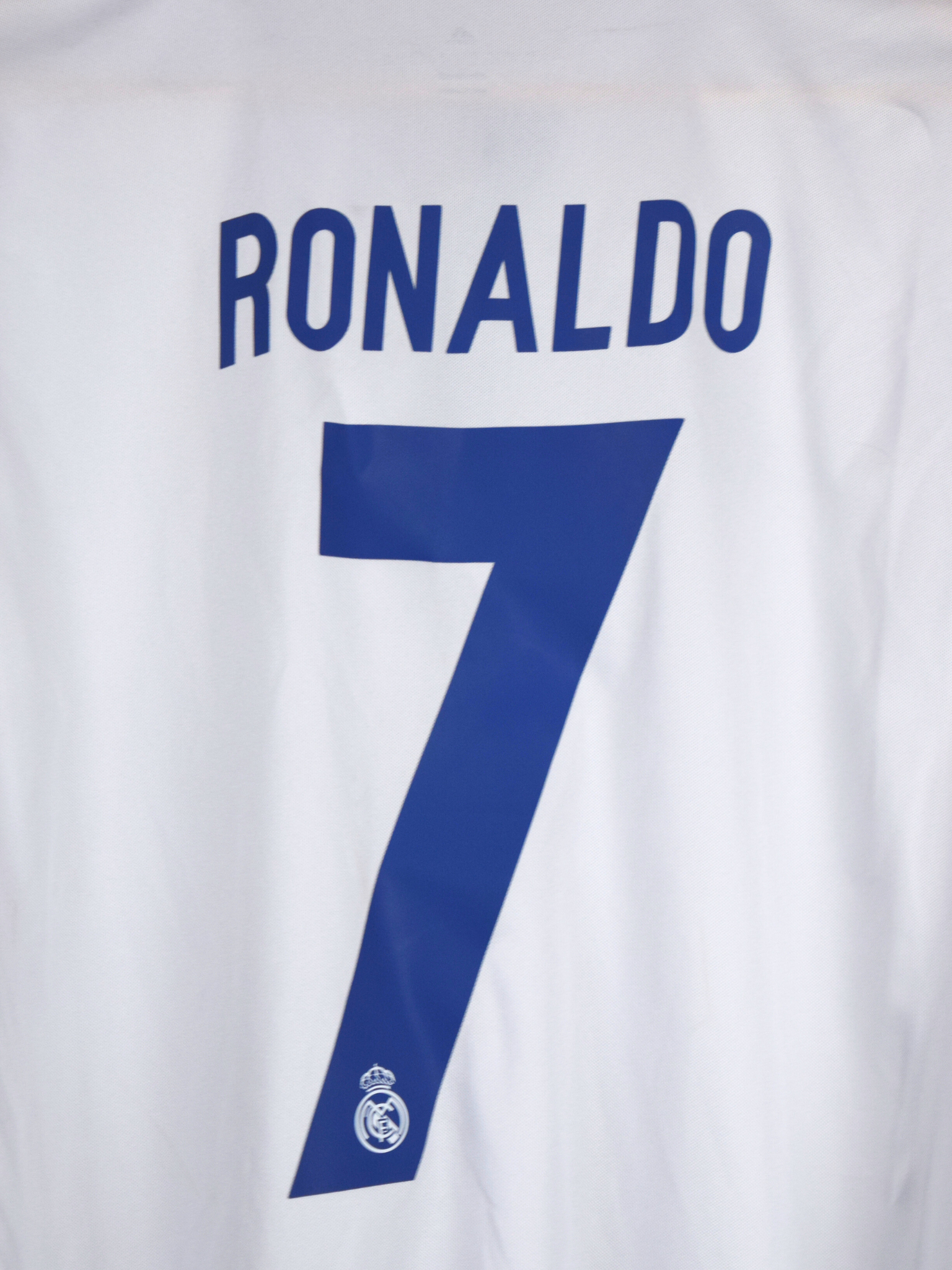 2016 Real Madrid Home - Cristiano Ronaldo #7 Large S94992 Adidas