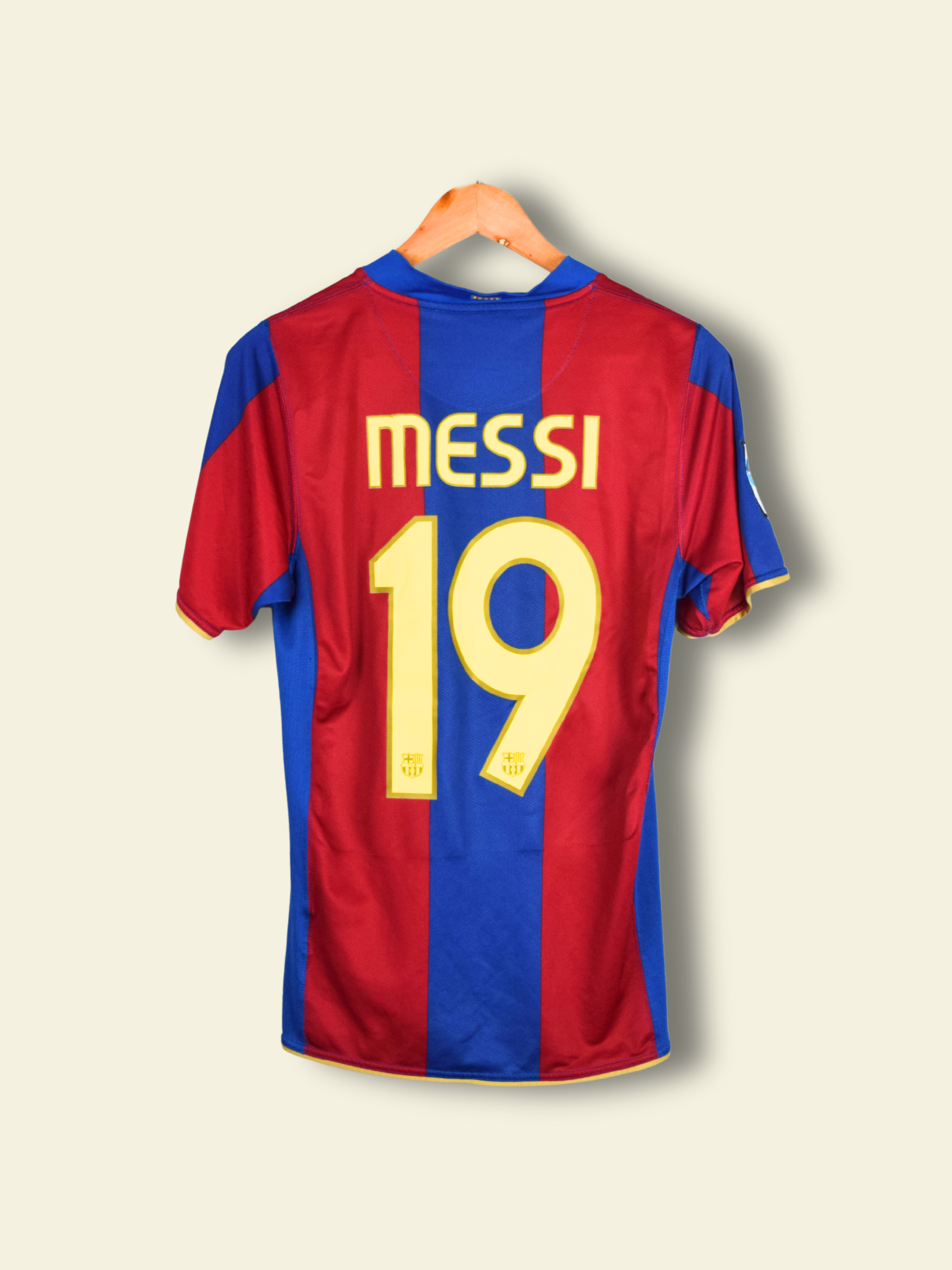 2007 Barcelona Home - Lionel Messi #19 Small 237741-655 Nike