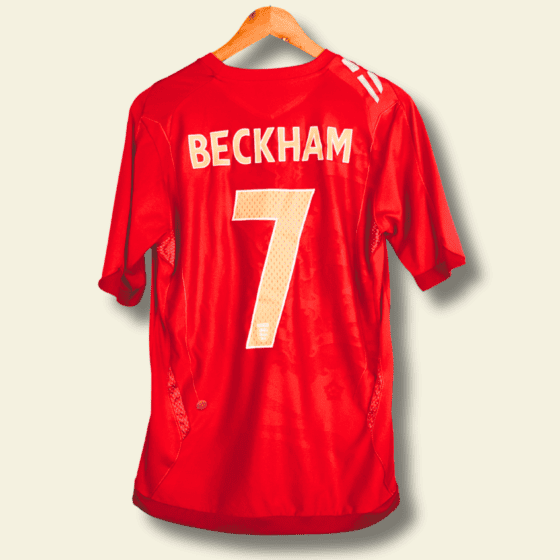 2004 England Away - David Beckham #7 Small
