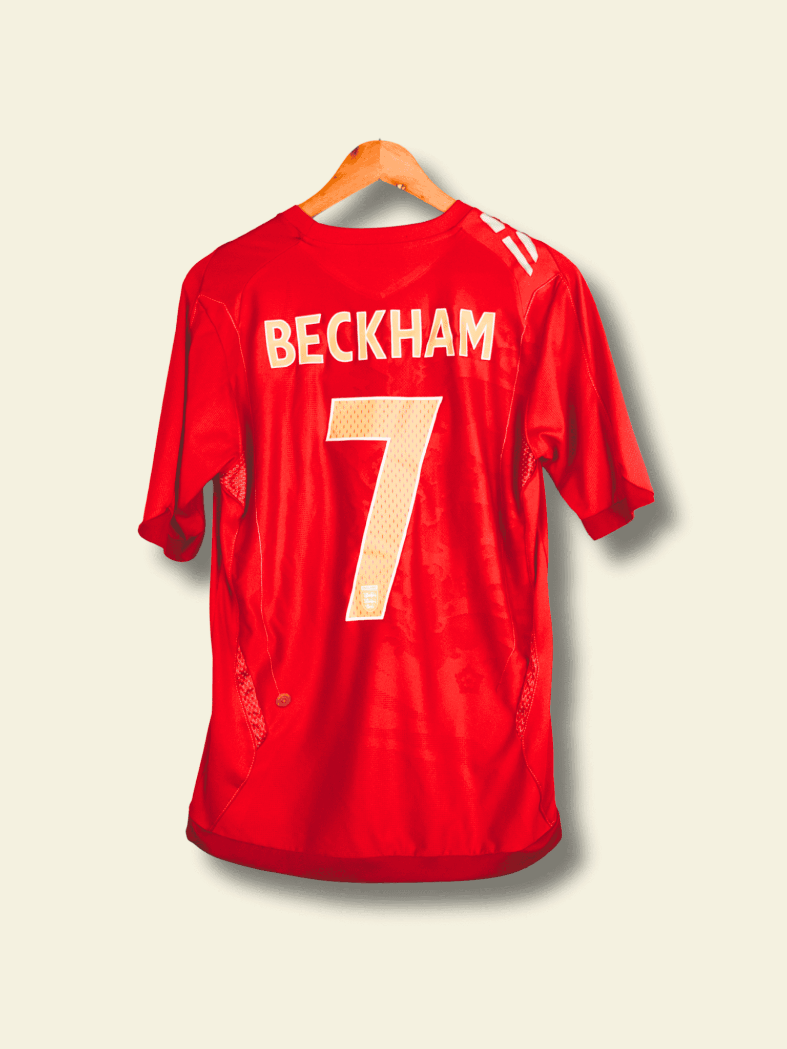 2004 England Away - David Beckham #7 Small