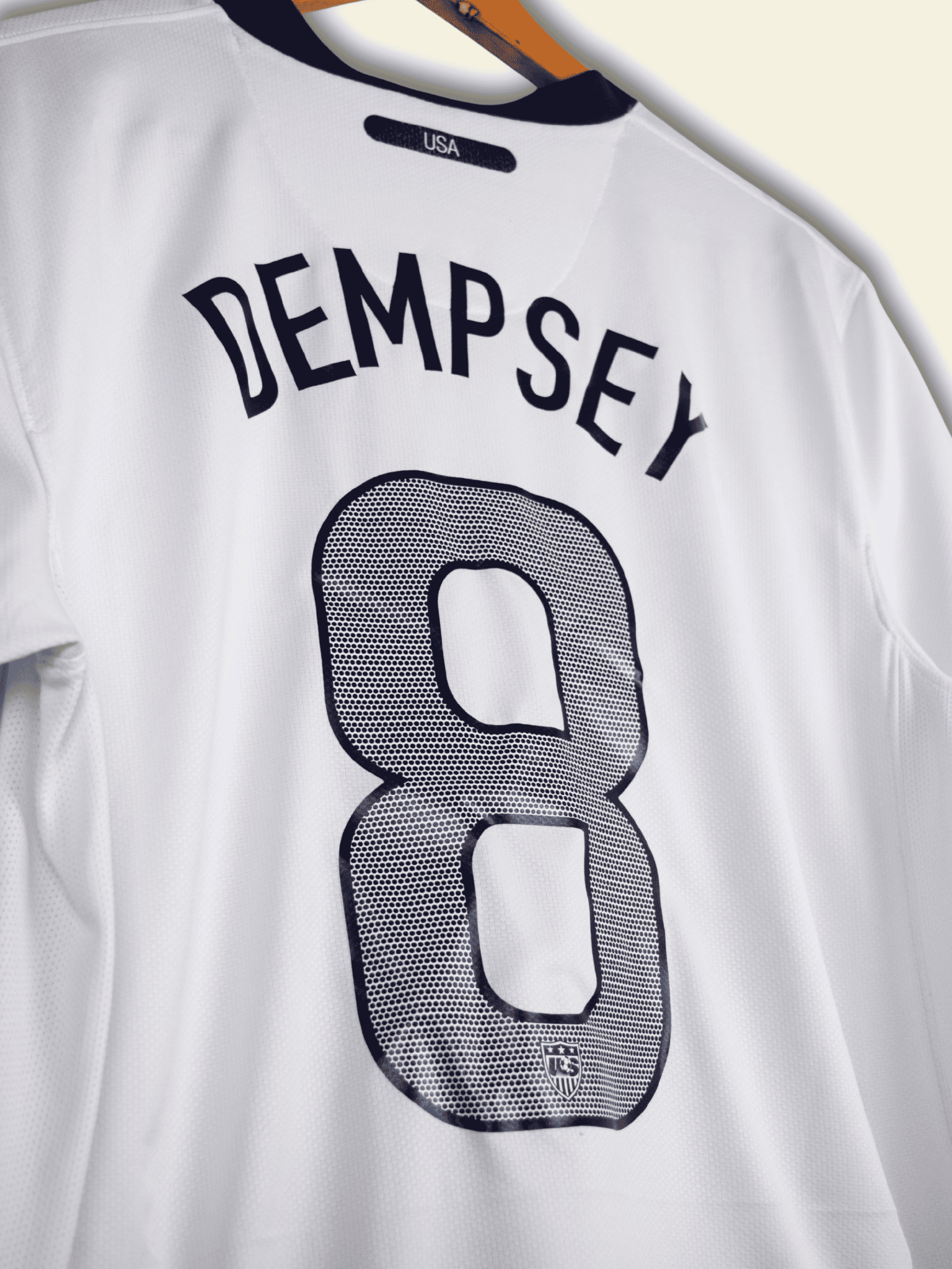 2010 USA Away – Clint Dempsey #8 Medium 369253-105 Nike6