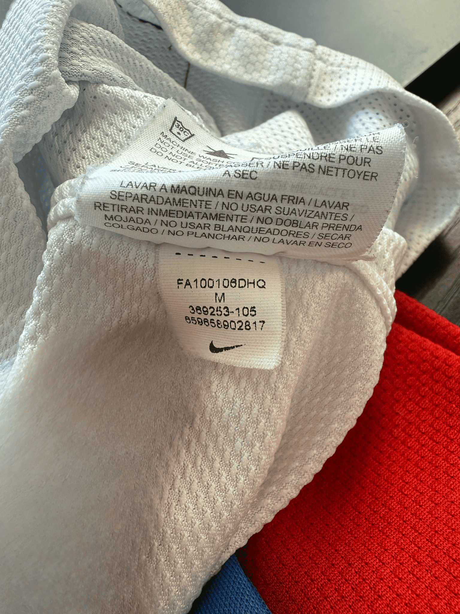 2010 USA Away – Clint Dempsey #8 Medium 369253-105 Nike7