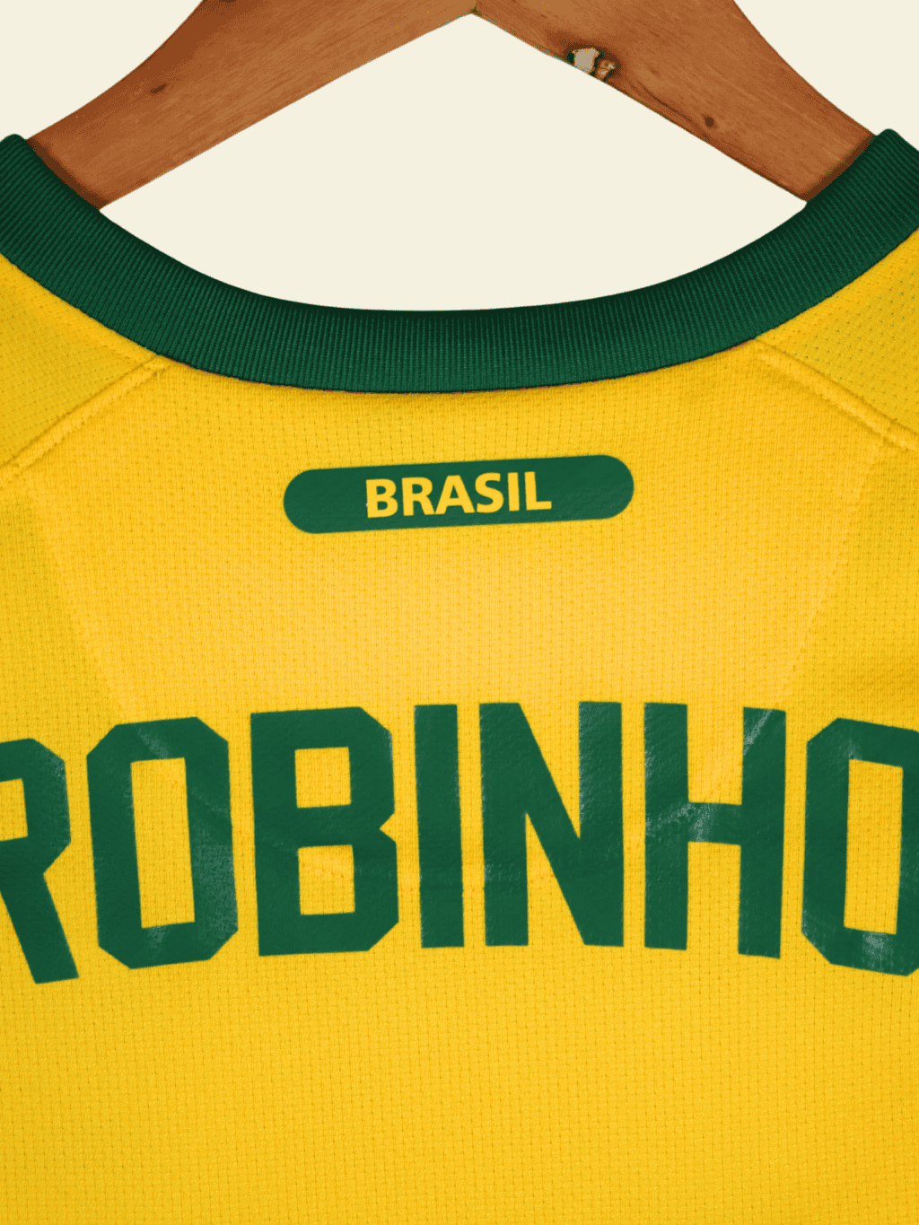 2010-brazil-home-robinho-11-youth-xl-369246-703-nike-1