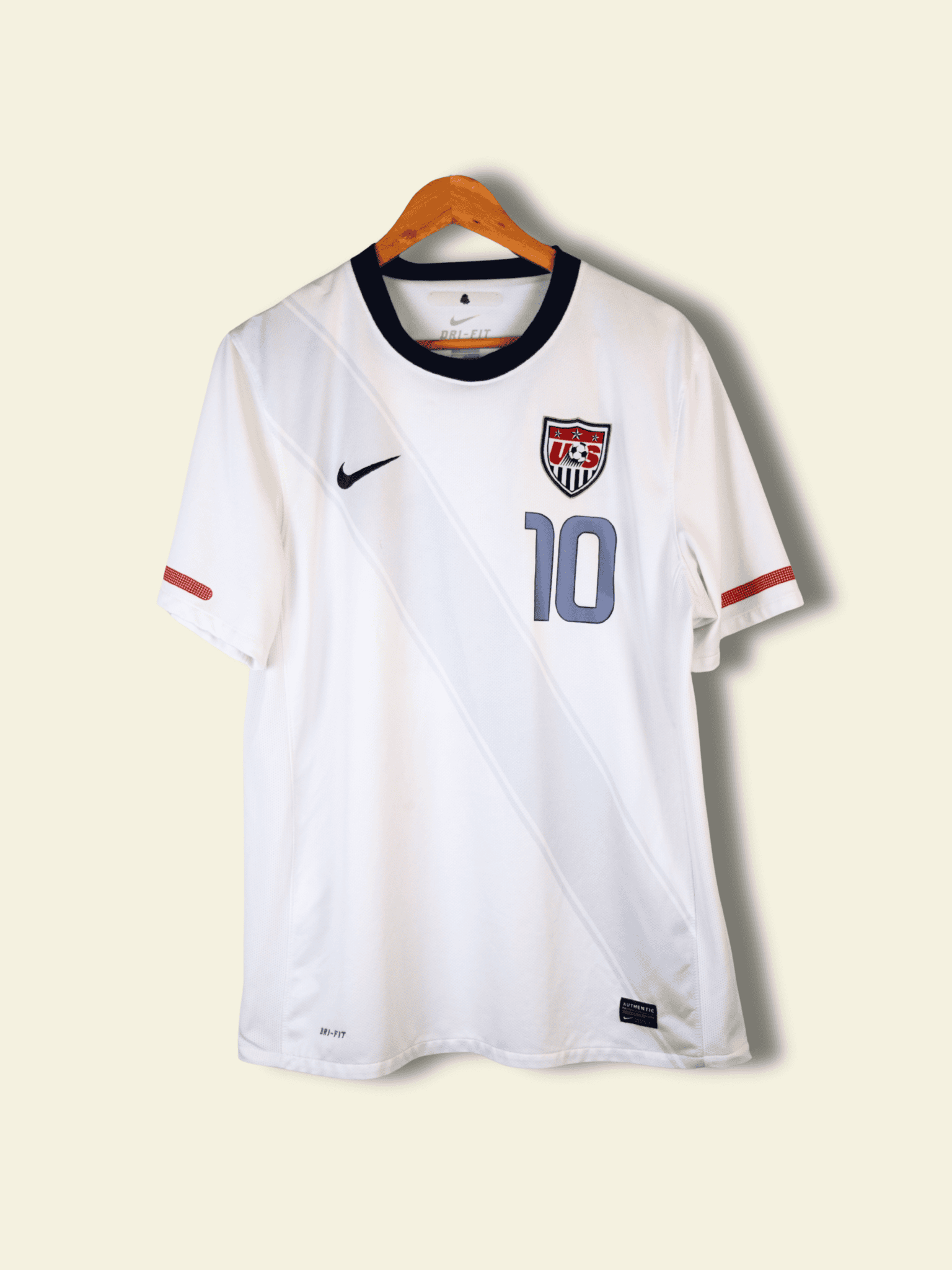 2010 USA Home - Landon Donovan #10 Large