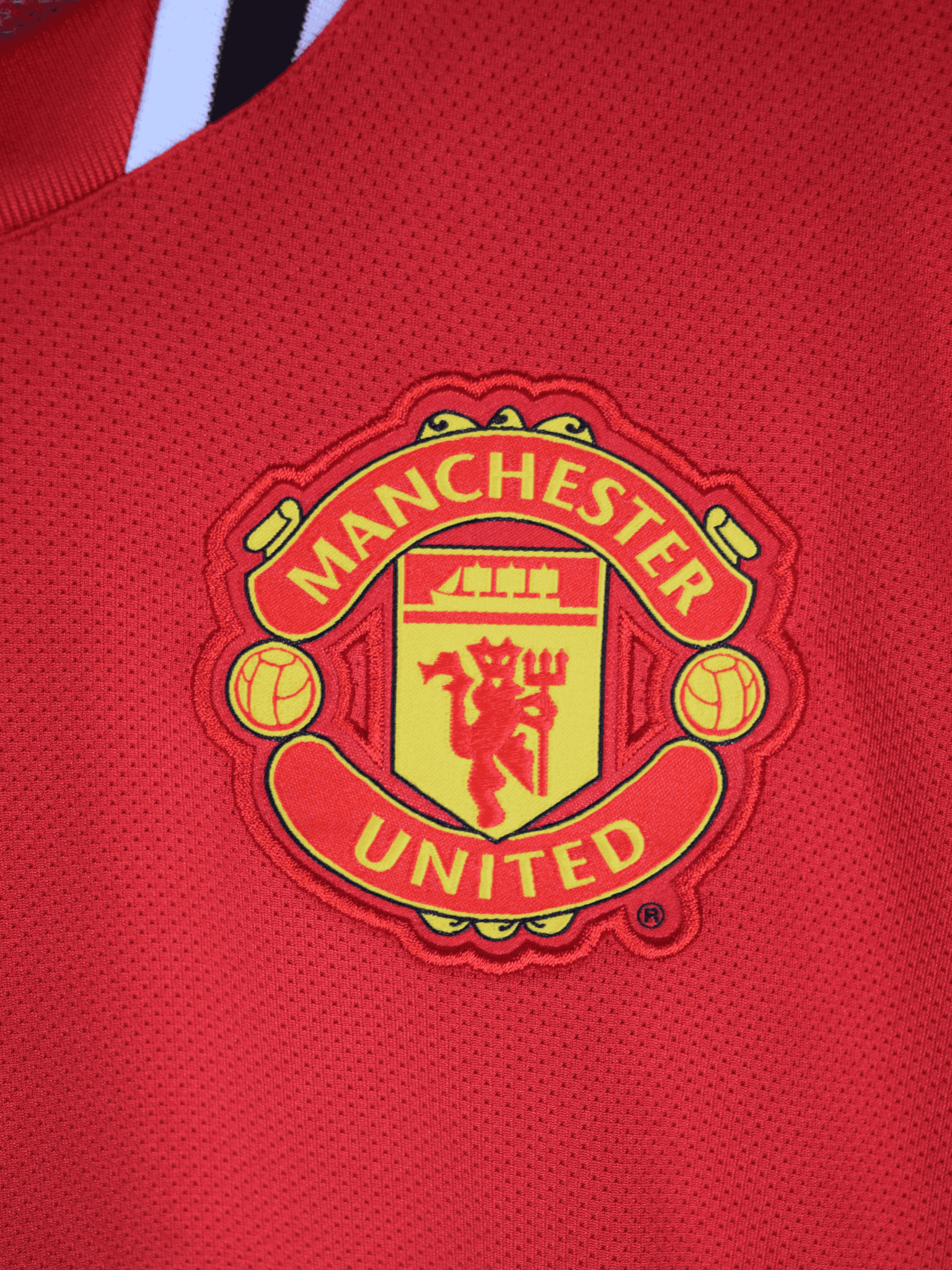 2011-manchester-united-home-luis-nani-17-small-423932-623-nike4