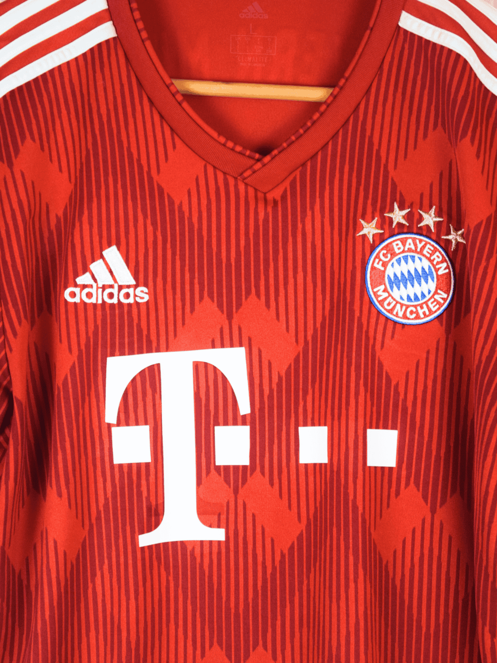 2018 Bayern Munich – Arjen Robben #10 Large CF5433 Adidas5