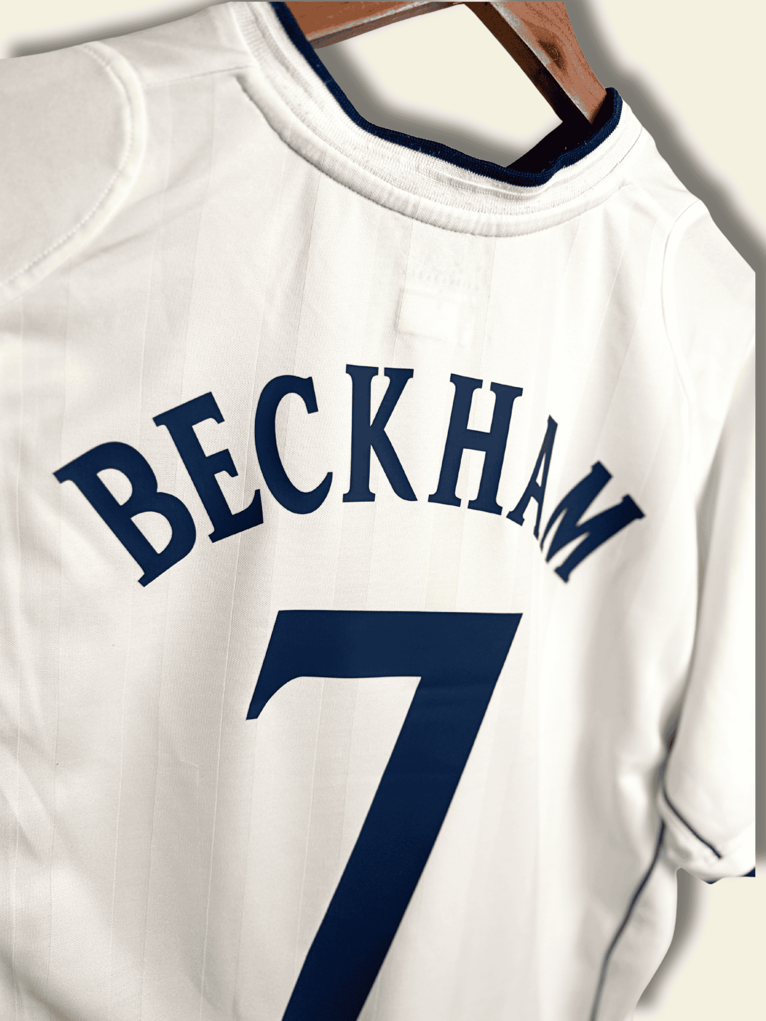 2002-england-home-david-beckham-7-large-2