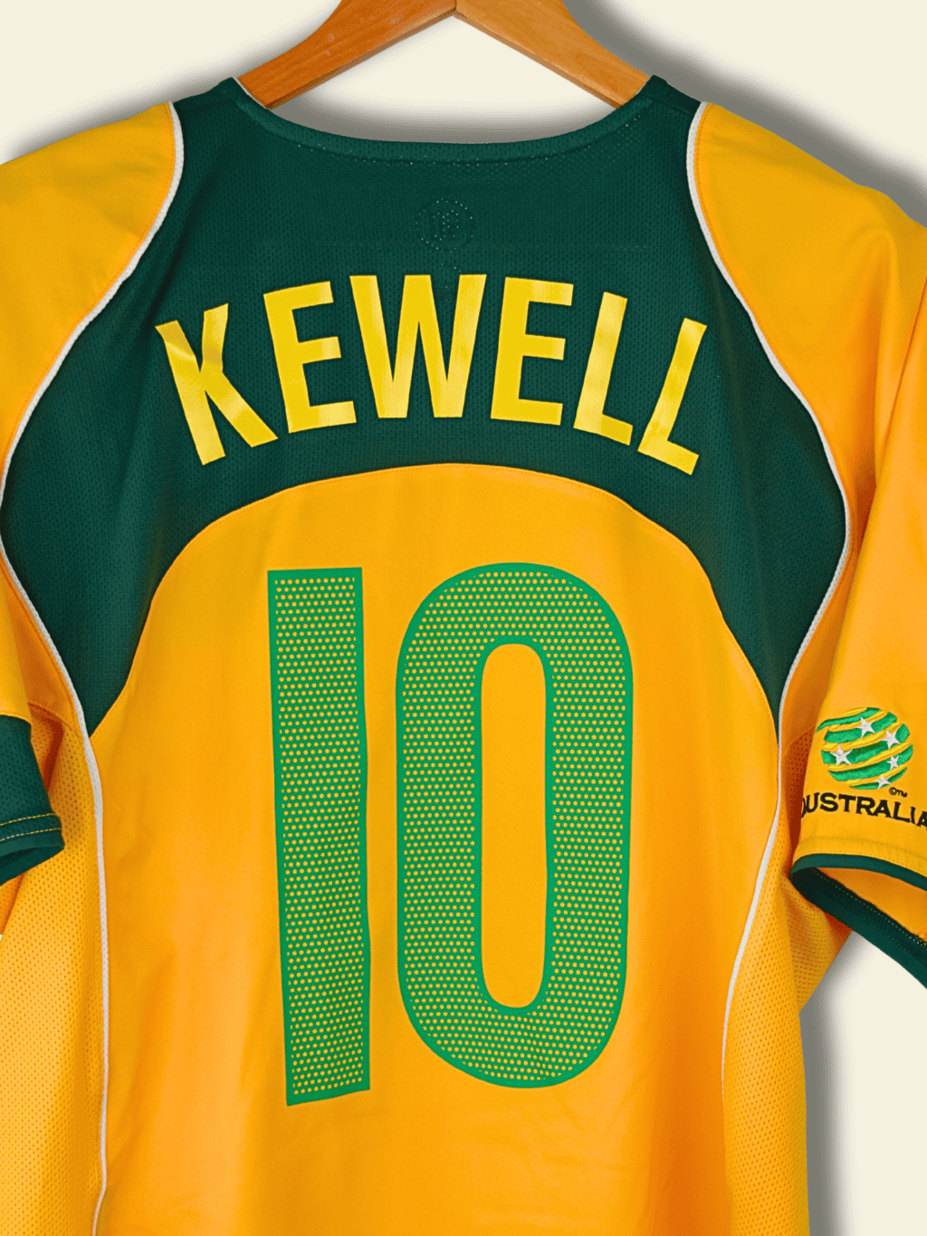 2004-australia-home-harry-kewell-10-xl-f5msp-196752-nike-1-5