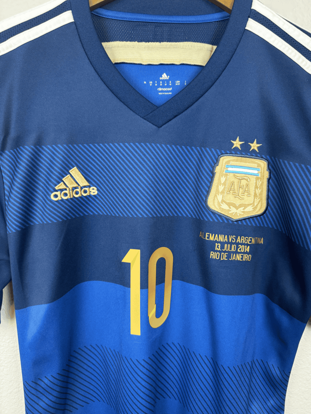 2014-argentina-away-lionel-messi-10-medium-wc-final-edition-g75187-adidas3