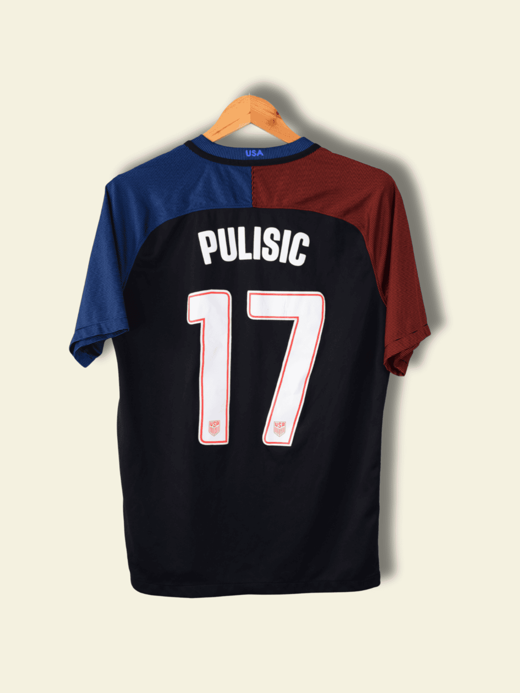 2016-usa-away-christian-pulisic-17-medium-724641-010-nike-1-4