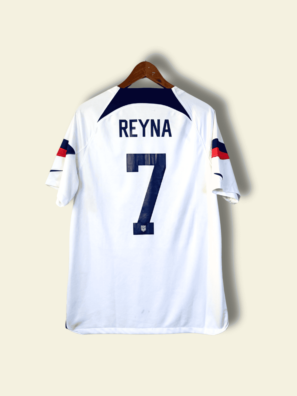 2022-usa-home-gio-reyna-7-large-dn0706-101-nike-1-2