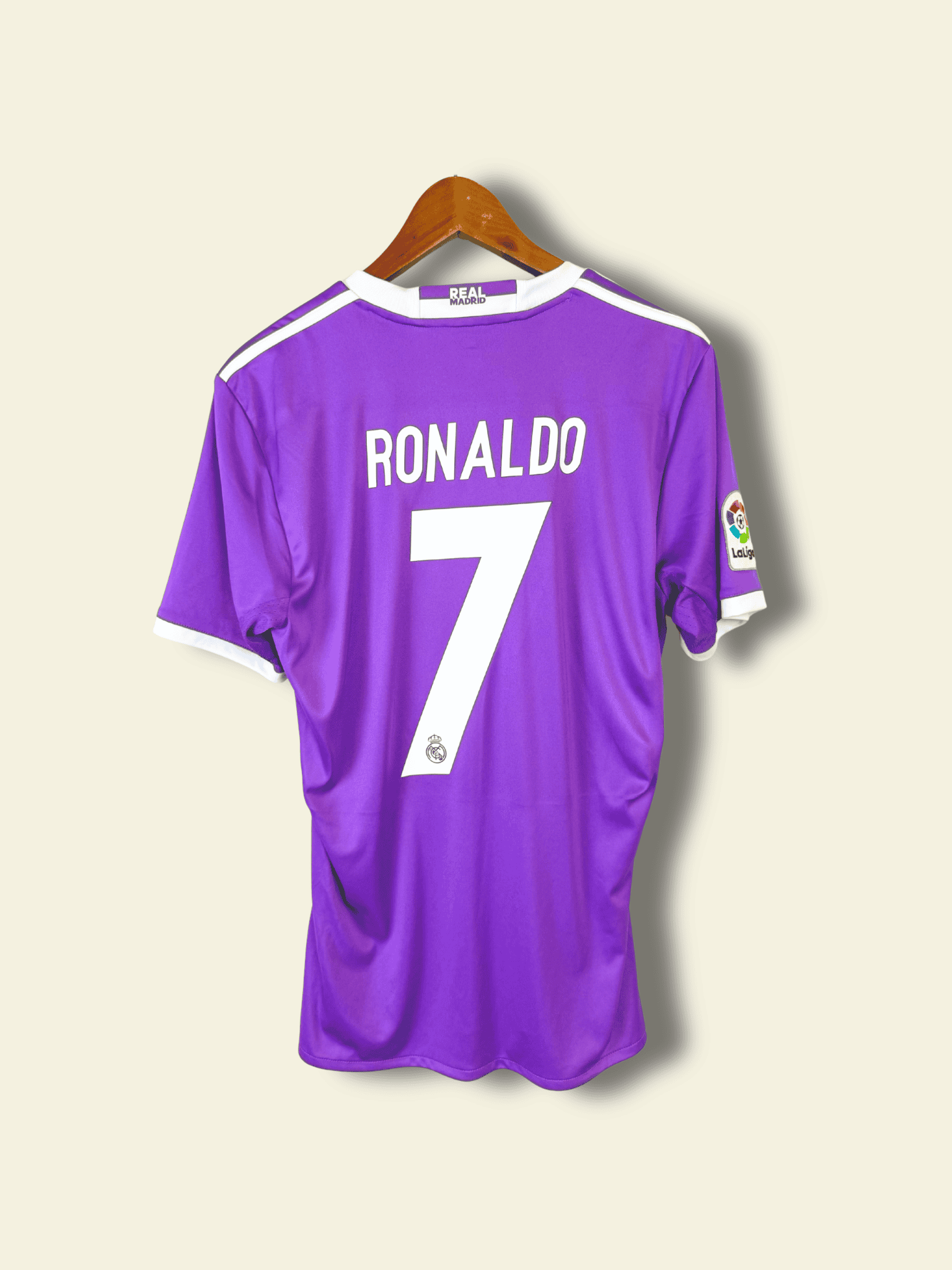 2016 Real Madrid Away - Cristiano Ronaldo #7 Small - Image 2
