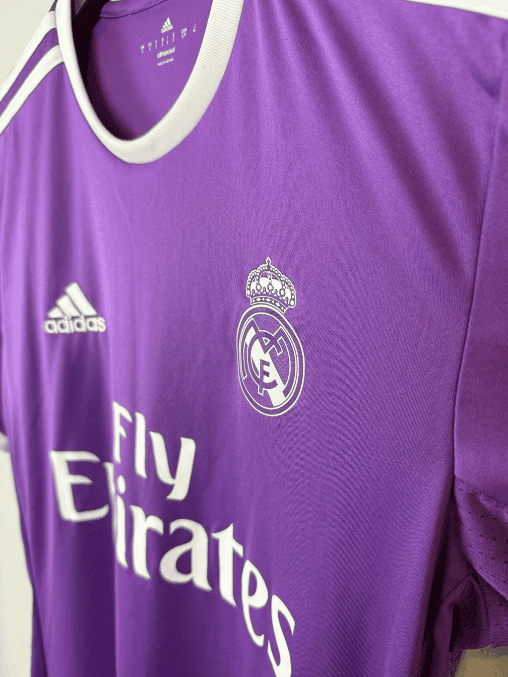 2016-real-madrid-away-cristiano-ronaldo-7-small-ai5158-adidas-1-4