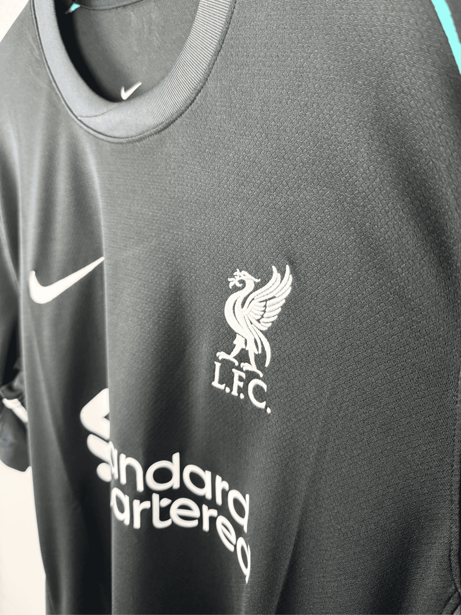 2024 Liverpool Away - Mohamed Salah #11 Large BNWT - Image 4