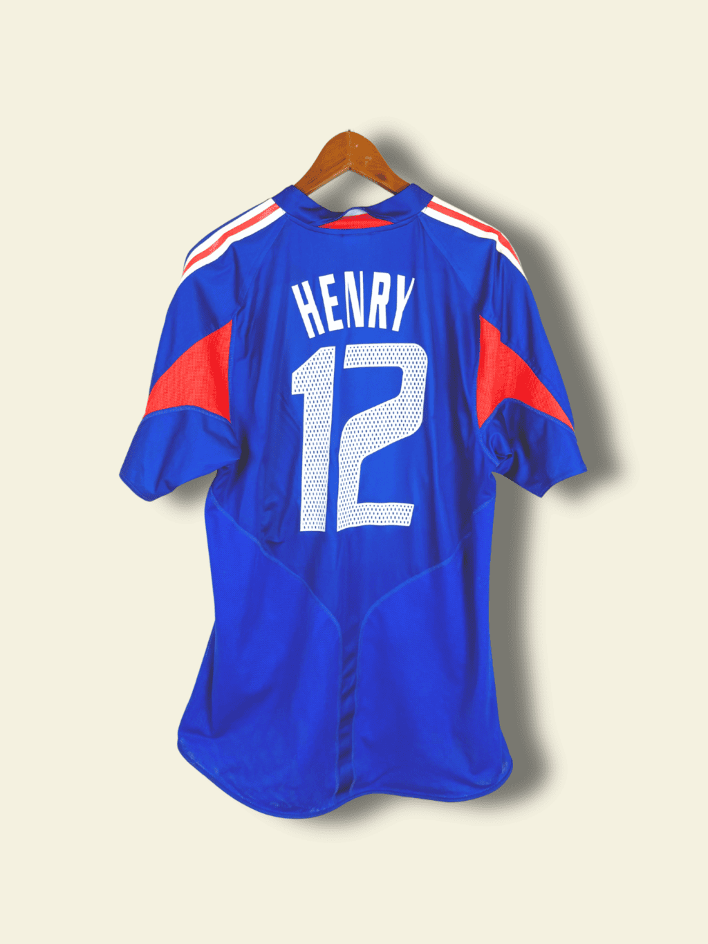 2004-france-home-thierry-henry-12-large-641768-adidas-1-5