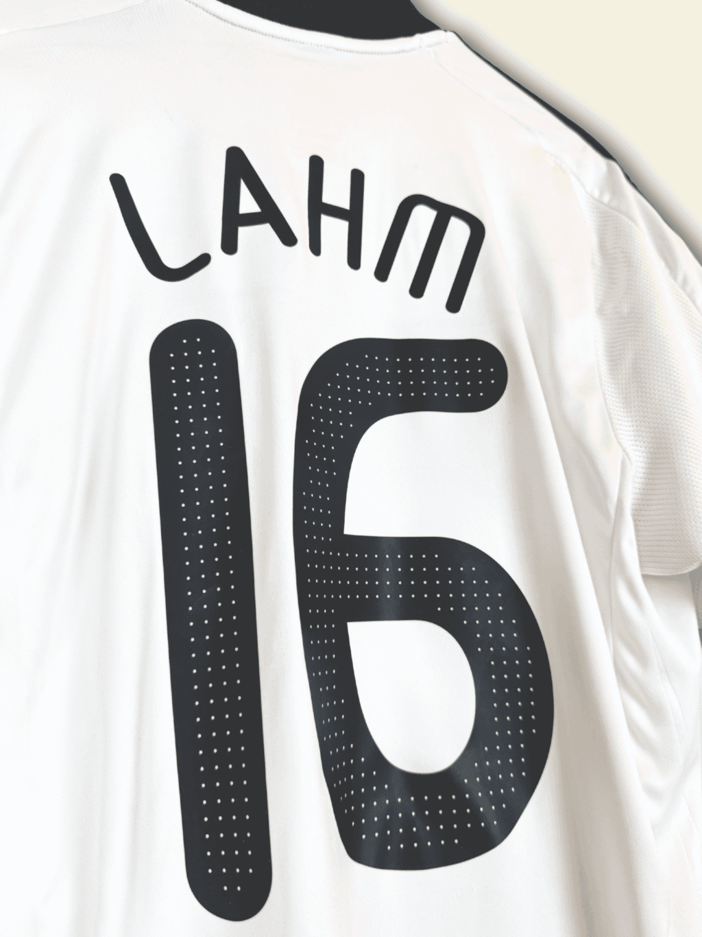 2008-germany-home-philipp-lahm-16-medium-613200-adidas-1-5