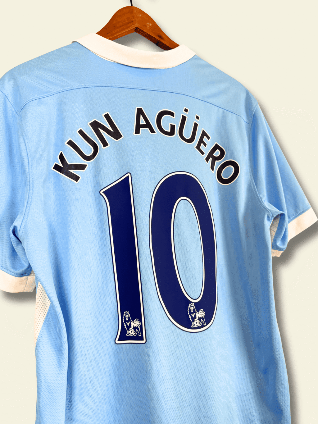 2015-manchester-city-home-sergio-aguero-10-large-658886-489-nike-2