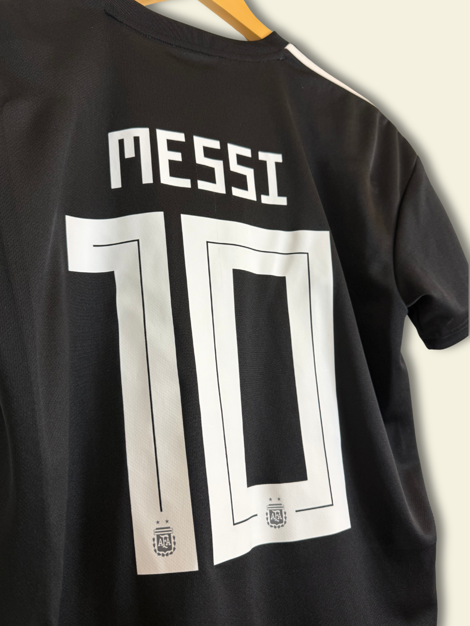 2018-argentina-away-lionel-messi-10-medium-cd8565-adidas-4
