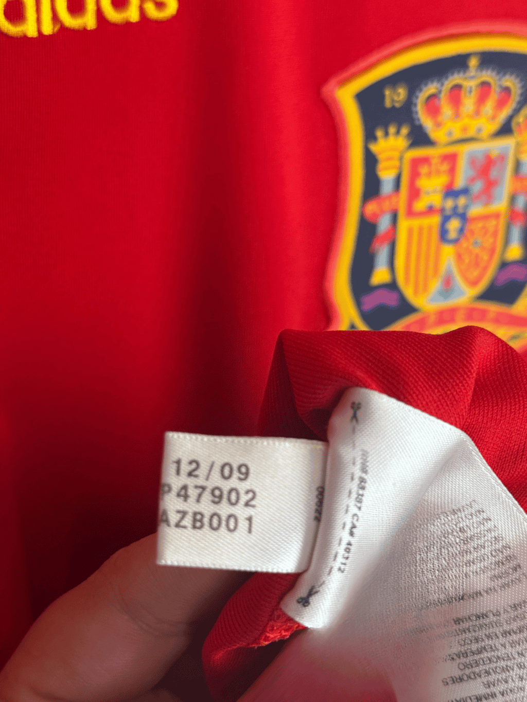 2010 Spain Home - Andres Iniesta #6 Medium - Image 5