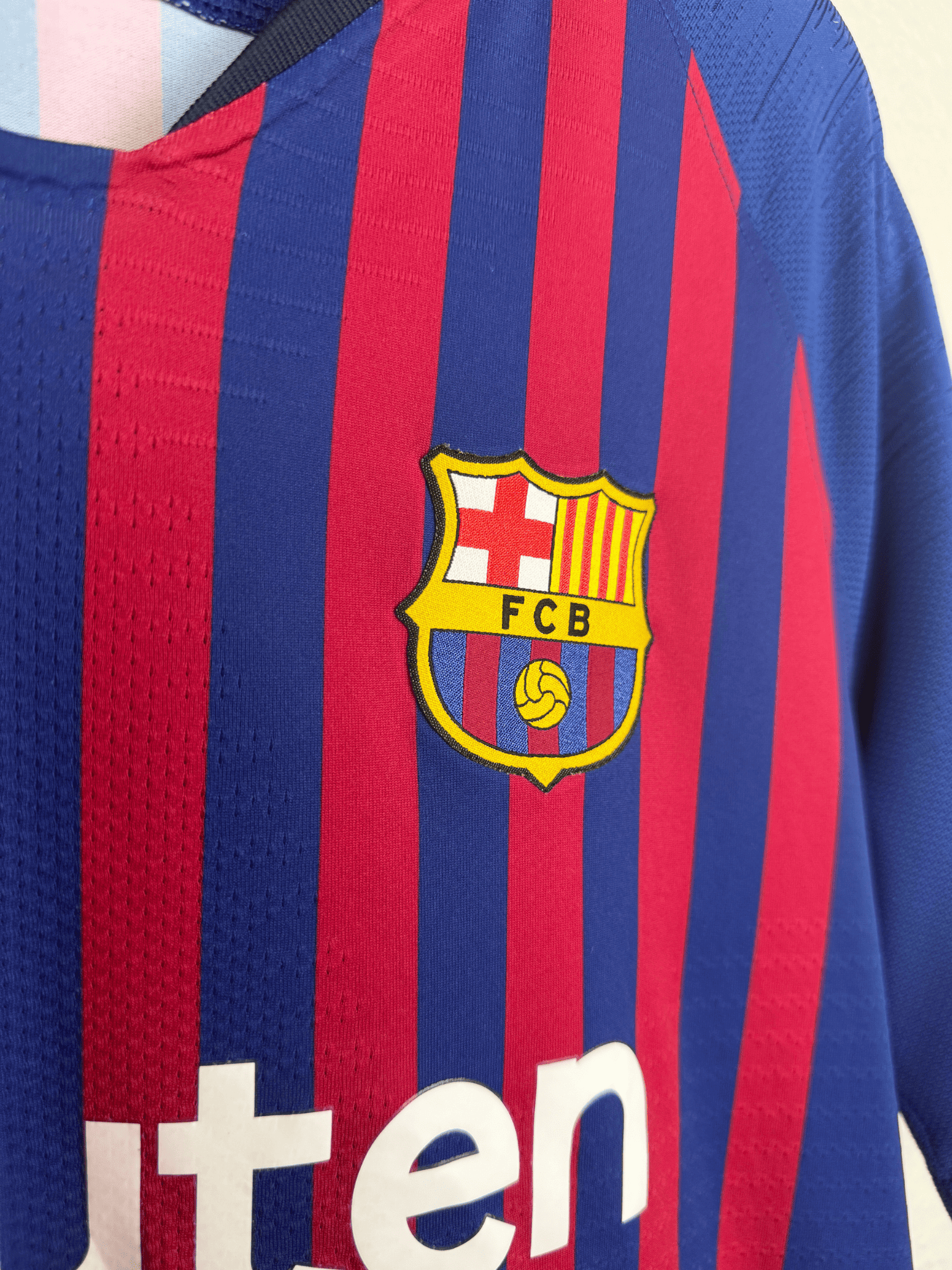 2018-barcelona-home-lionel-messi-10-large-894417-456-nike-3