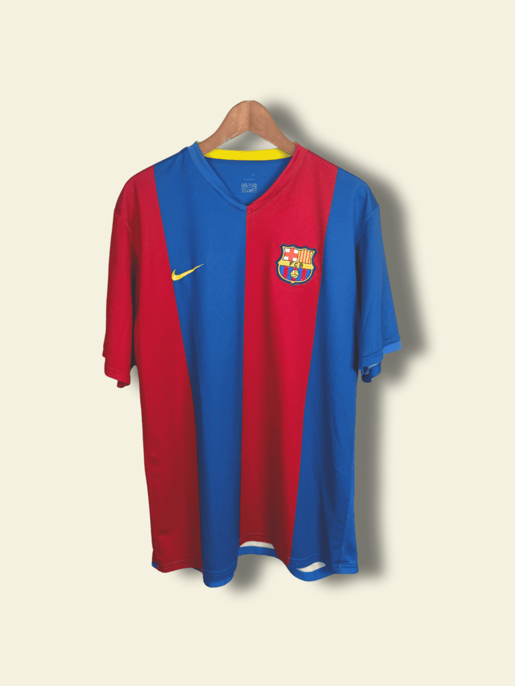 2006 Barcelona Home - Ronaldinho #10 Medium - Image 2