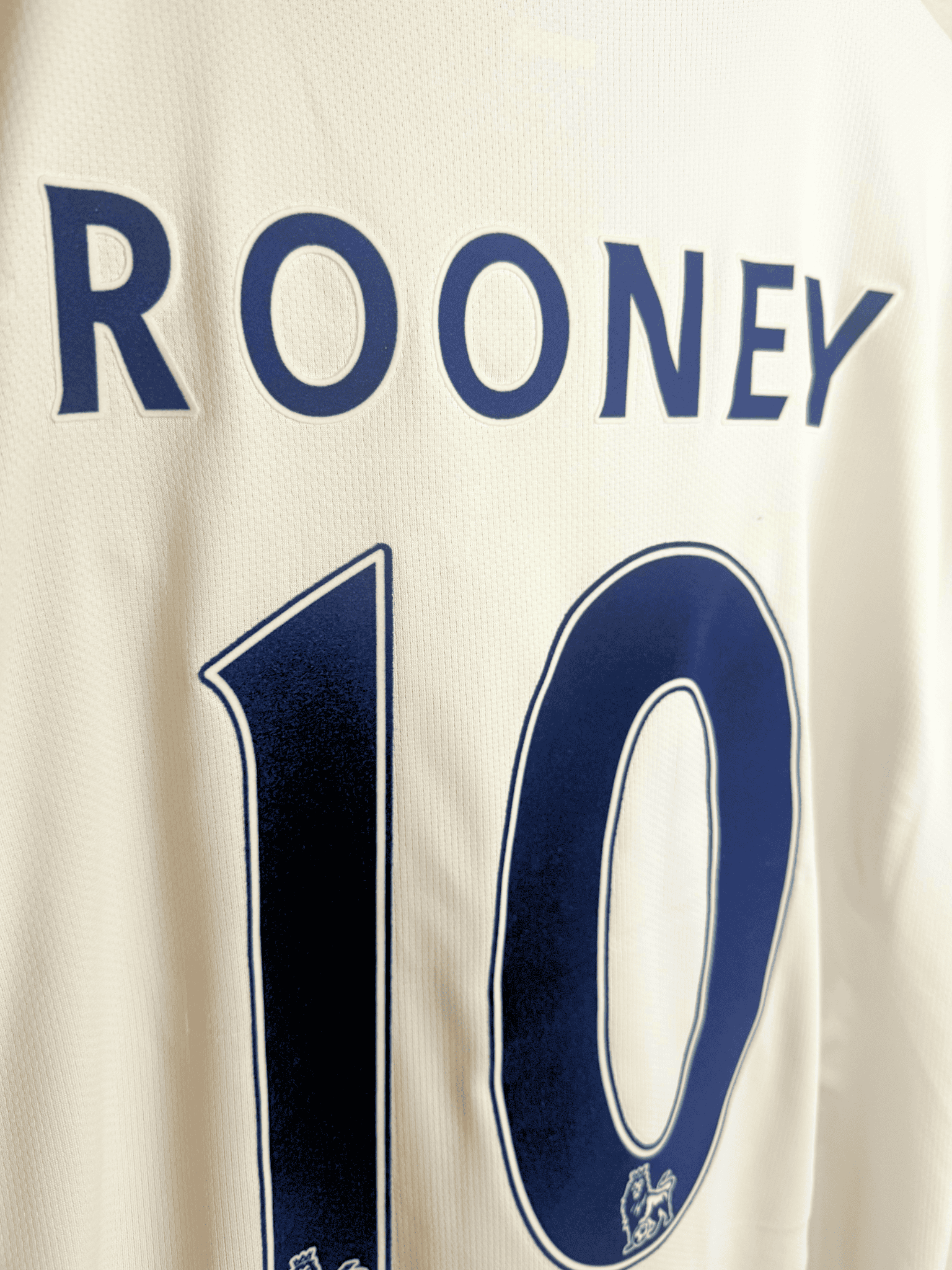 2008-manchester-united-away-wayne-rooney-10-large-287611-105-nike-3