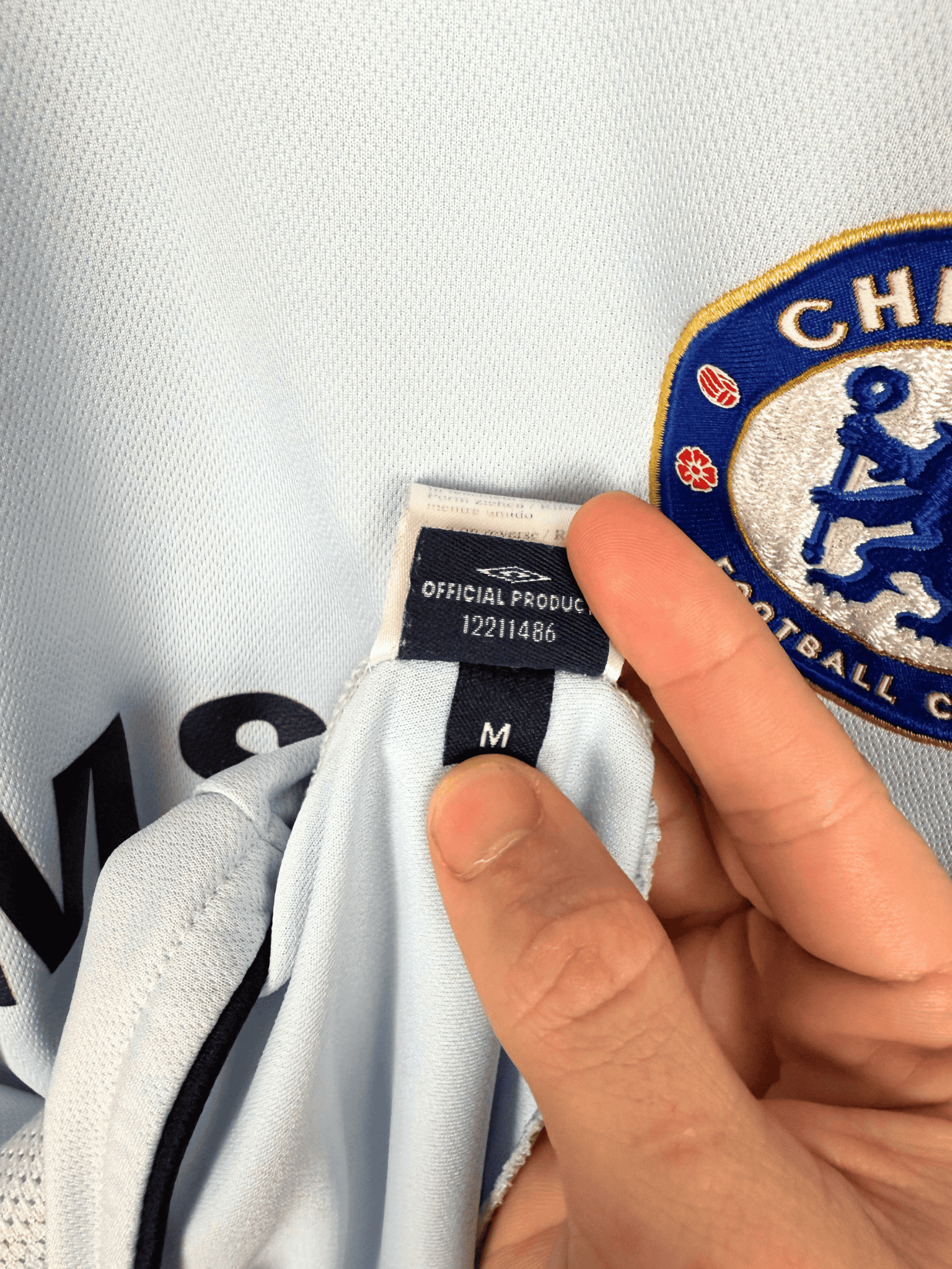 2005-chelsea-away-didier-drogba-15-medium-4